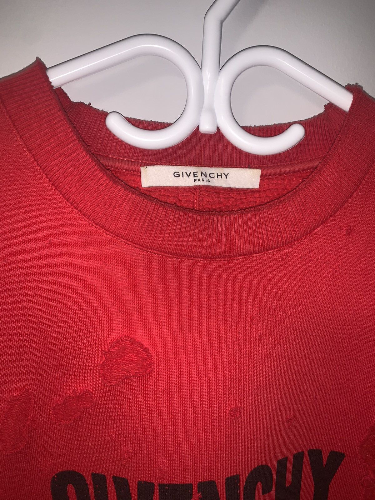 Givenchy GIVENCHY Distressed Mens Logo Crewneck Sweater Red Size US L / EU 52-54 / 3 - 6 Thumbnail