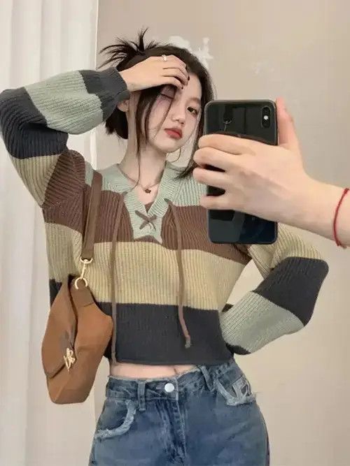 Japanese Brand × Vintage Deeptown Vintage Striped Cropped Sweater Women Size ONE SIZE - 3 Thumbnail