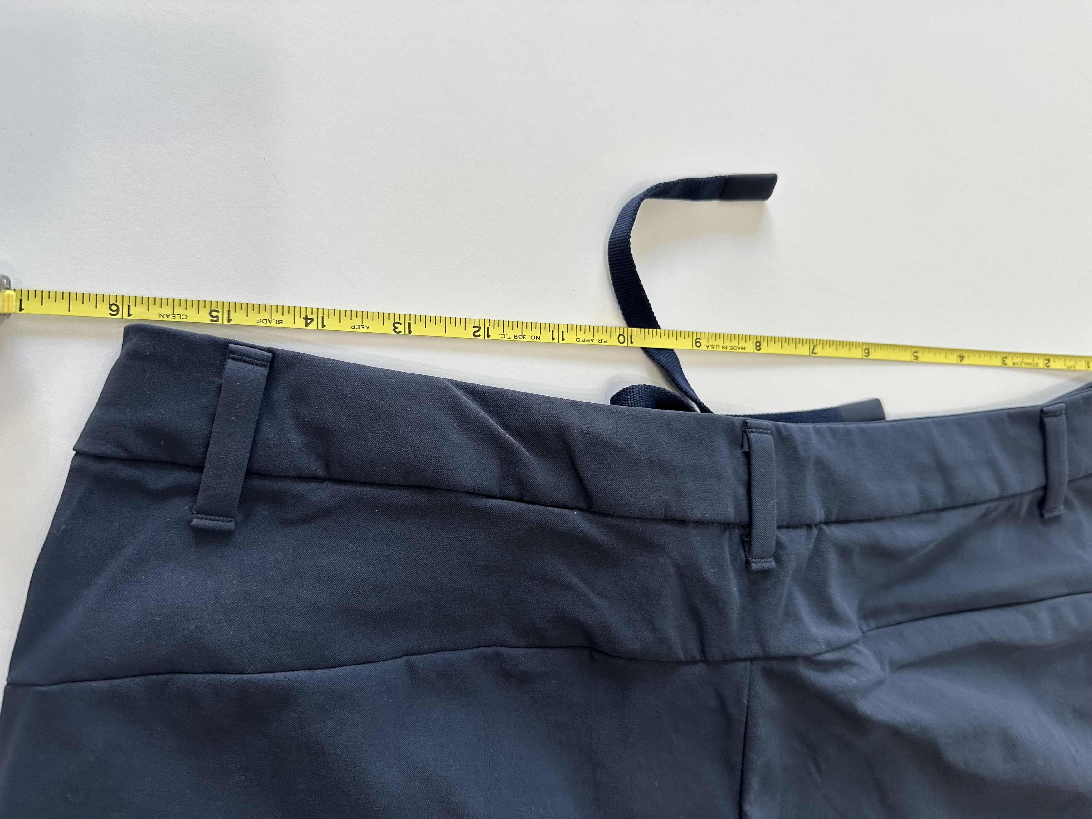 Target Basics Men's Lightweight Training Sweatpants All in Motion 32x32 Size US 32 / EU 48 - 4 Thumbnail
