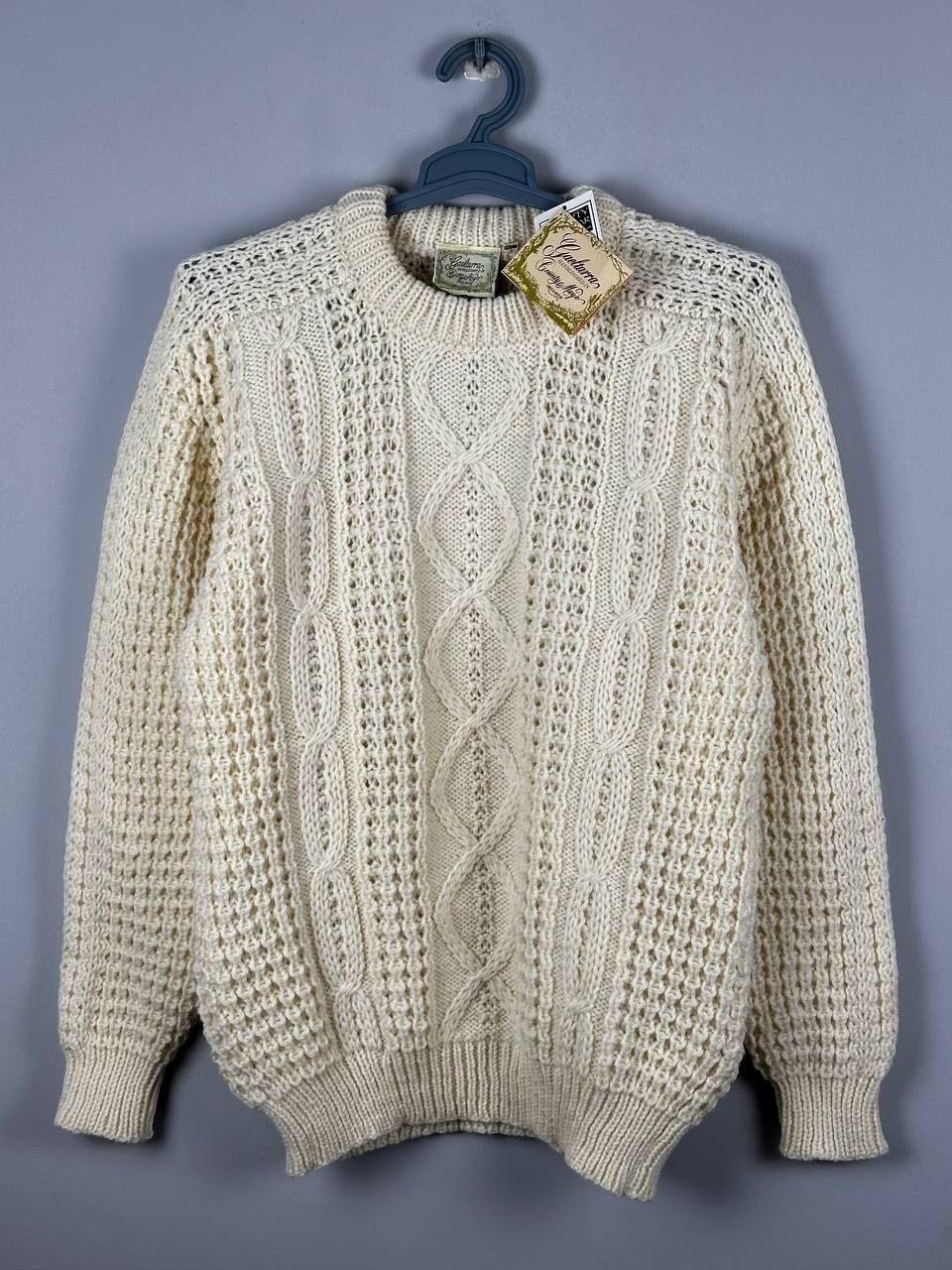 Aran Isles Knitwear Gaeltarra Handloomed Aran Vintage Wool Knitted Sweater Size US L / EU 52-54 / 3 - 1 Thumbnail