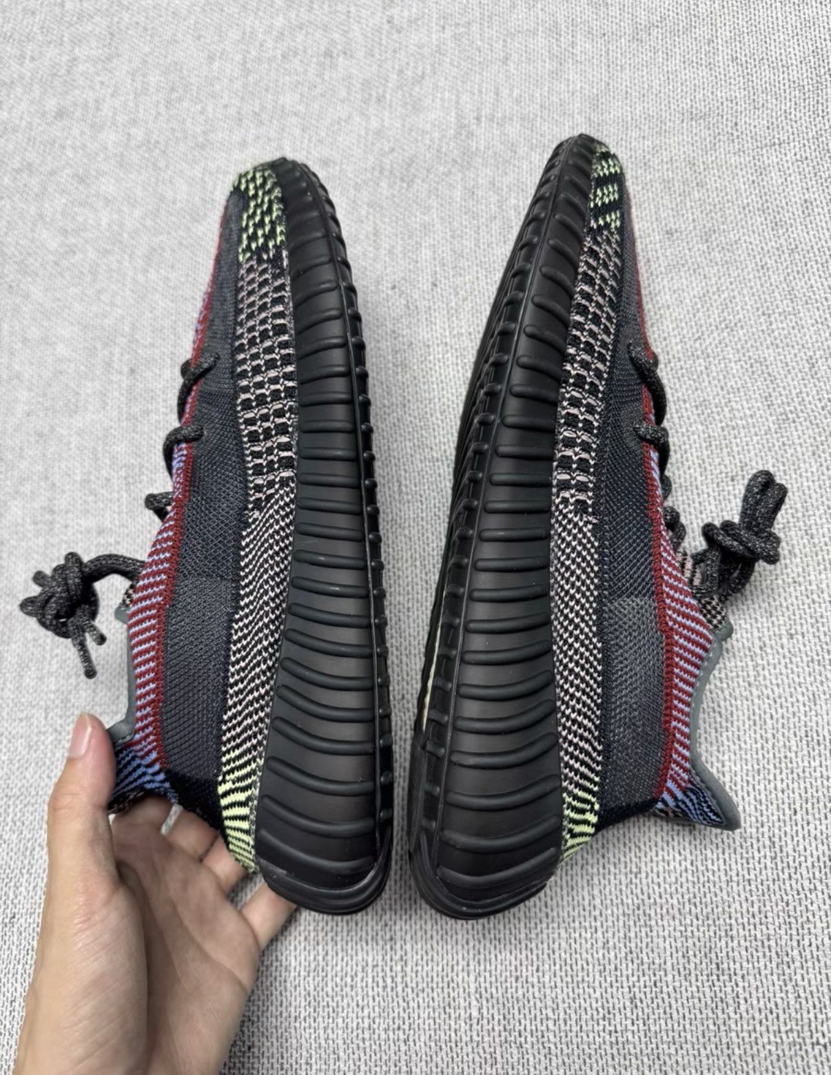 Adidas Adidas Yeezy 350 Black & Red Angel FW5190 K37 Size US 9.5 / EU 42-43 - 3 Thumbnail