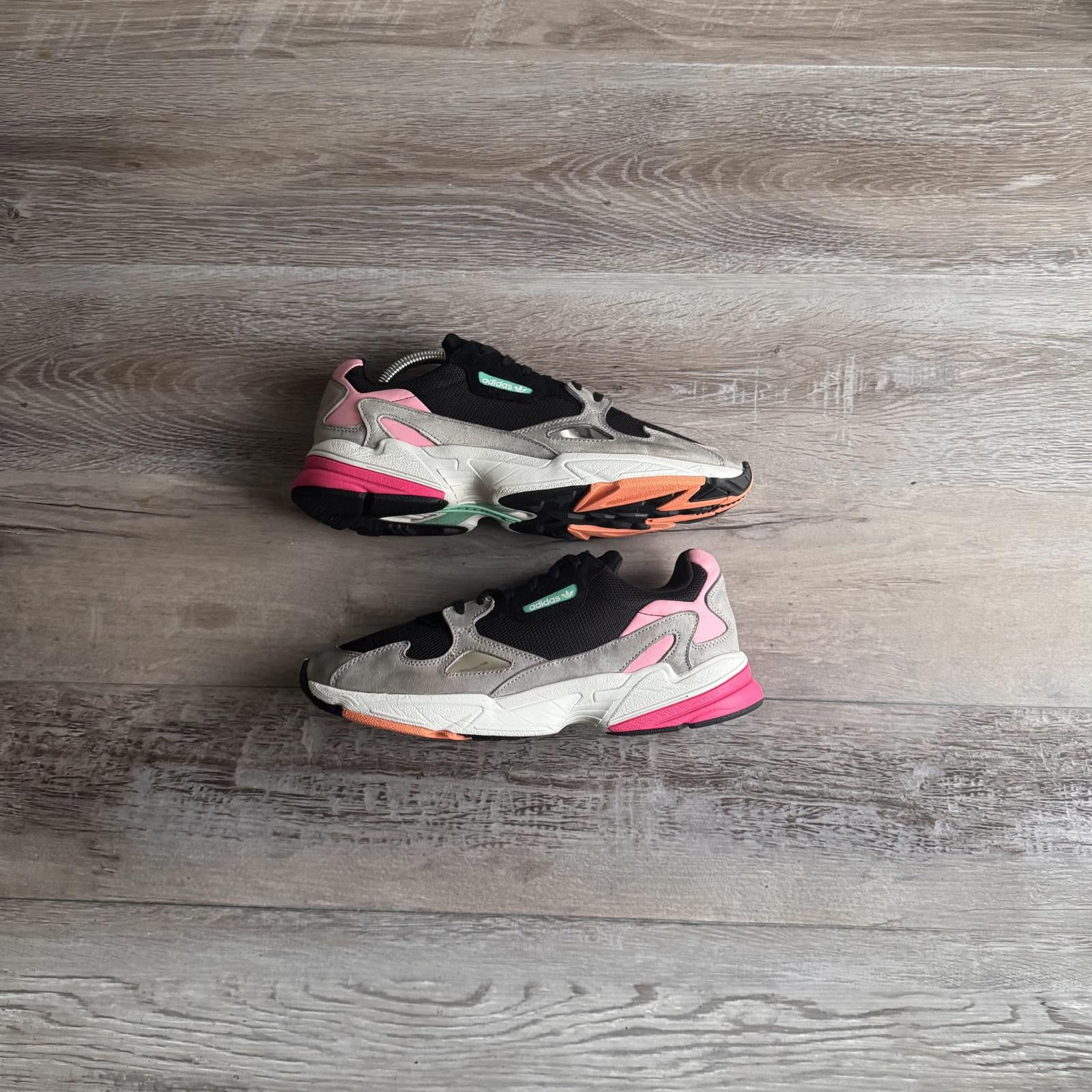 Adidas adidas • WMNS Falcon "Core Black Light Granite" (10M) Size US 10 / EU 43 - 1 Thumbnail