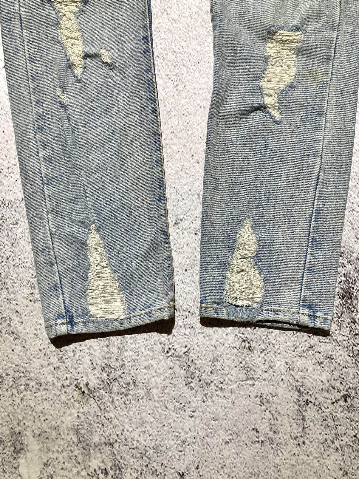 Japanese Brand 2000s Idun Distressed Ripped Denim Blue Jeans Lgb Punk Style Size US 30 / EU 46 - 8 Thumbnail
