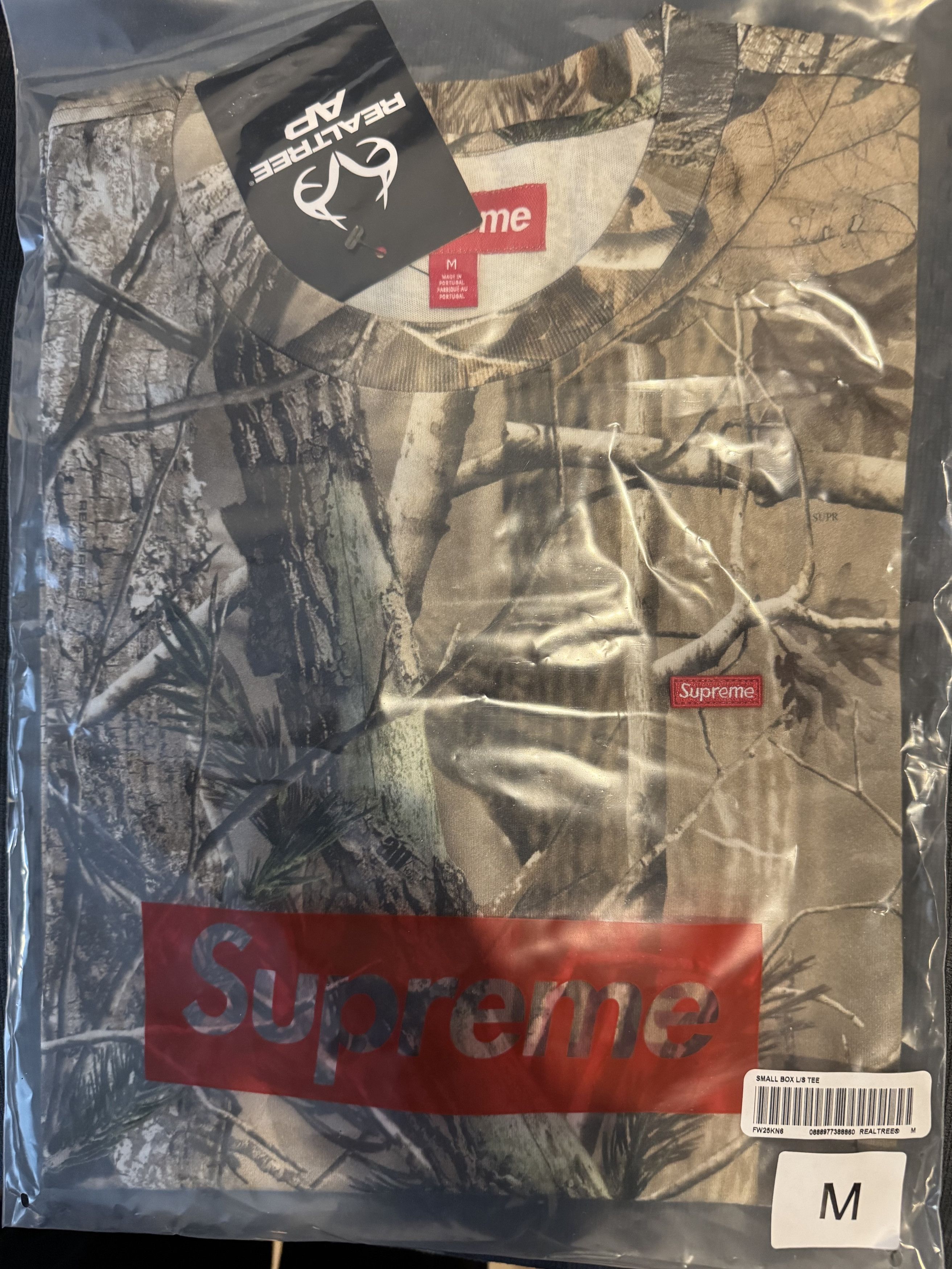 Supreme Supreme Small Box Logo Real Tree Camo Size US M / EU 48-50 / 2 - 2 Thumbnail