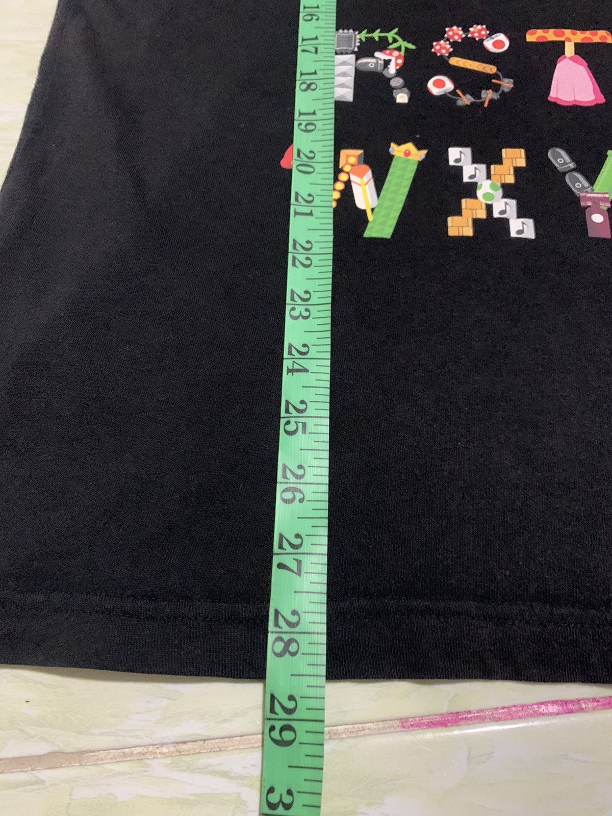 Japanese Brand Uniqlo x Nintendo UTGP 17 tshirt Size US L / EU 52-54 / 3 - 13 Thumbnail