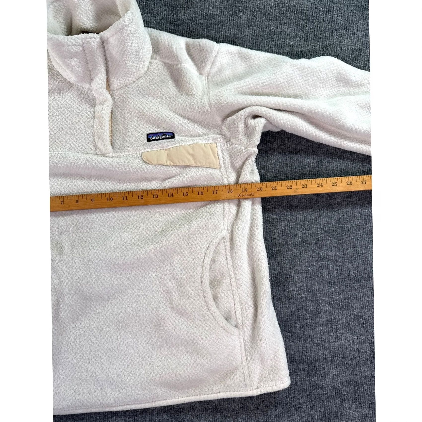 Patagonia Patagonia Re-Tool Snap-T Fleece Pullover Womens Large Cream Polartec Logo Size L / US 10 / IT 46 - 7 Thumbnail