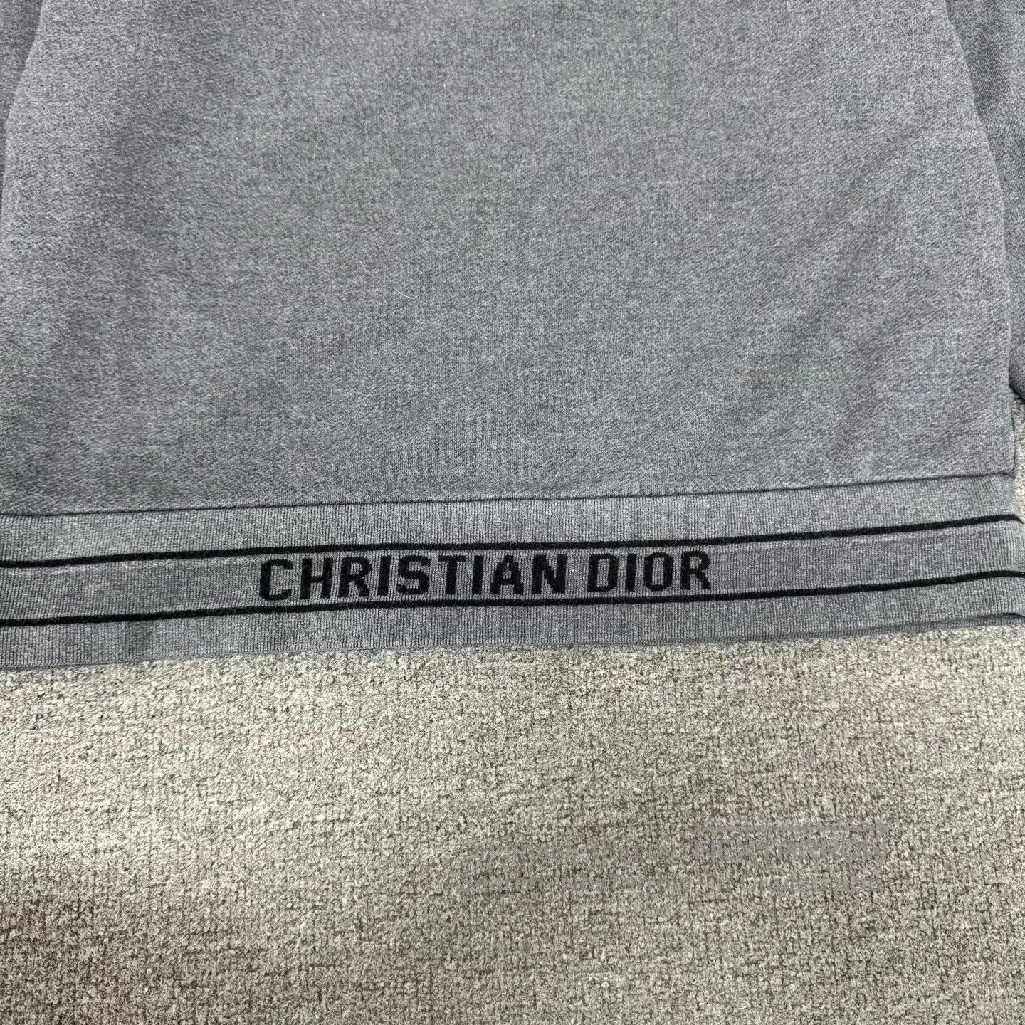 Dior Dior Love-themed slogan graffiti; round-neck hoodie| Size M / US 6-8 / IT 42-44 - 6 Thumbnail