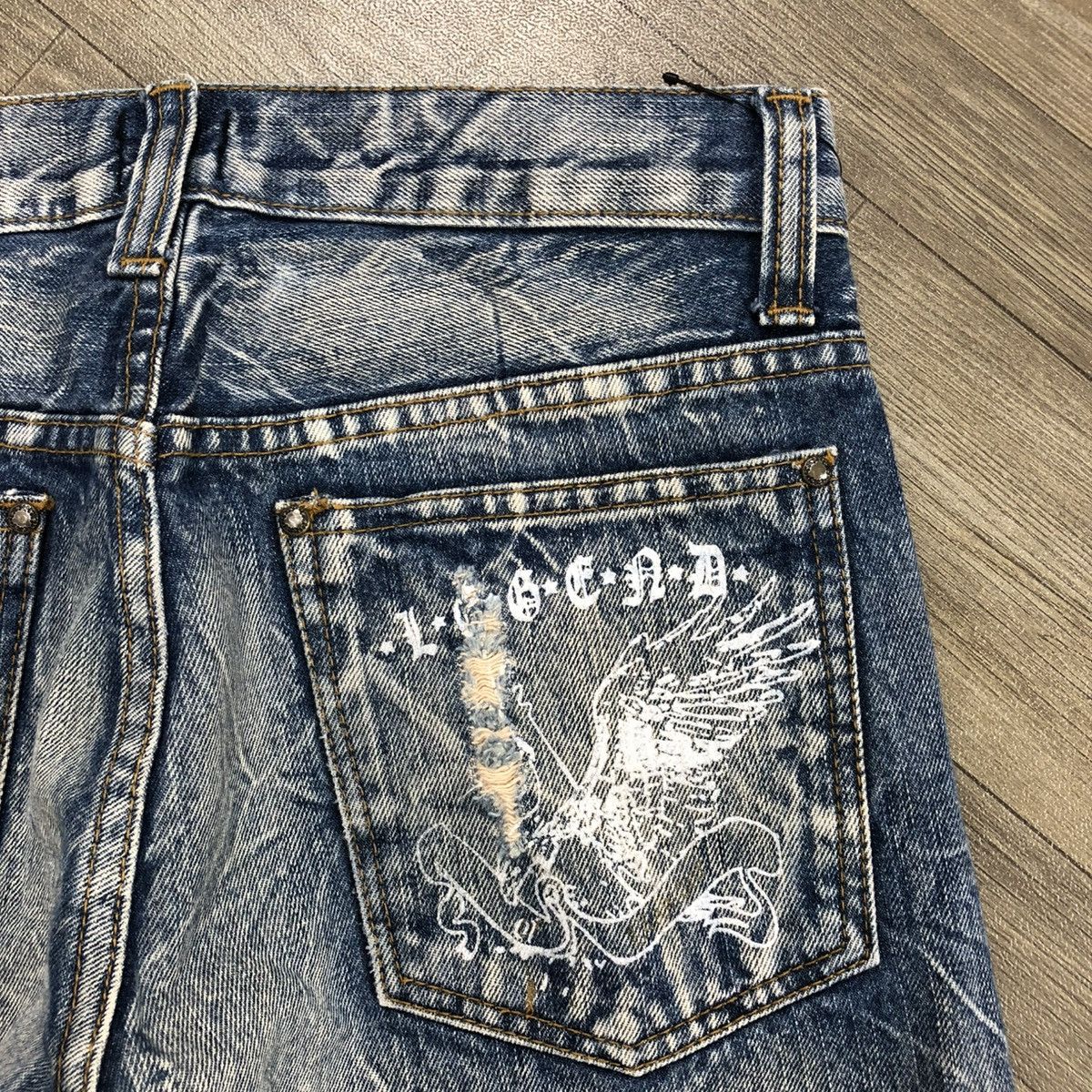 If Six Was Nine × Japanese Brand × Le Grande Bleu (L.G.B.) 2000s Legend Of Glamour Distressed Painted Faded Y2K Jeans Size US 31 - 17 Thumbnail