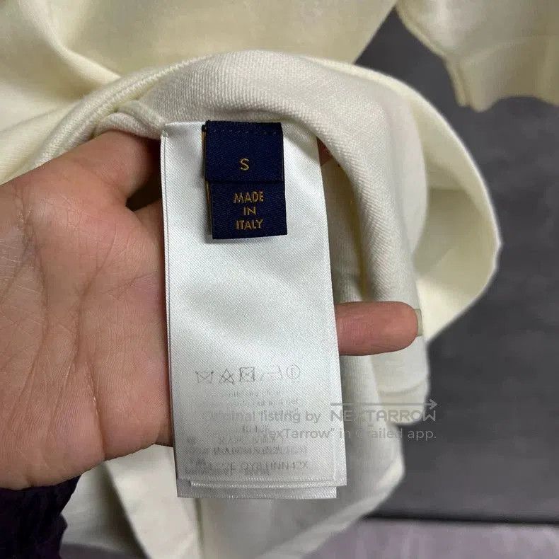 Louis Vuitton Louis Vuitton White Embroidered Short Sleeve T. Size US S / EU 44-46 / 1 - 4 Thumbnail