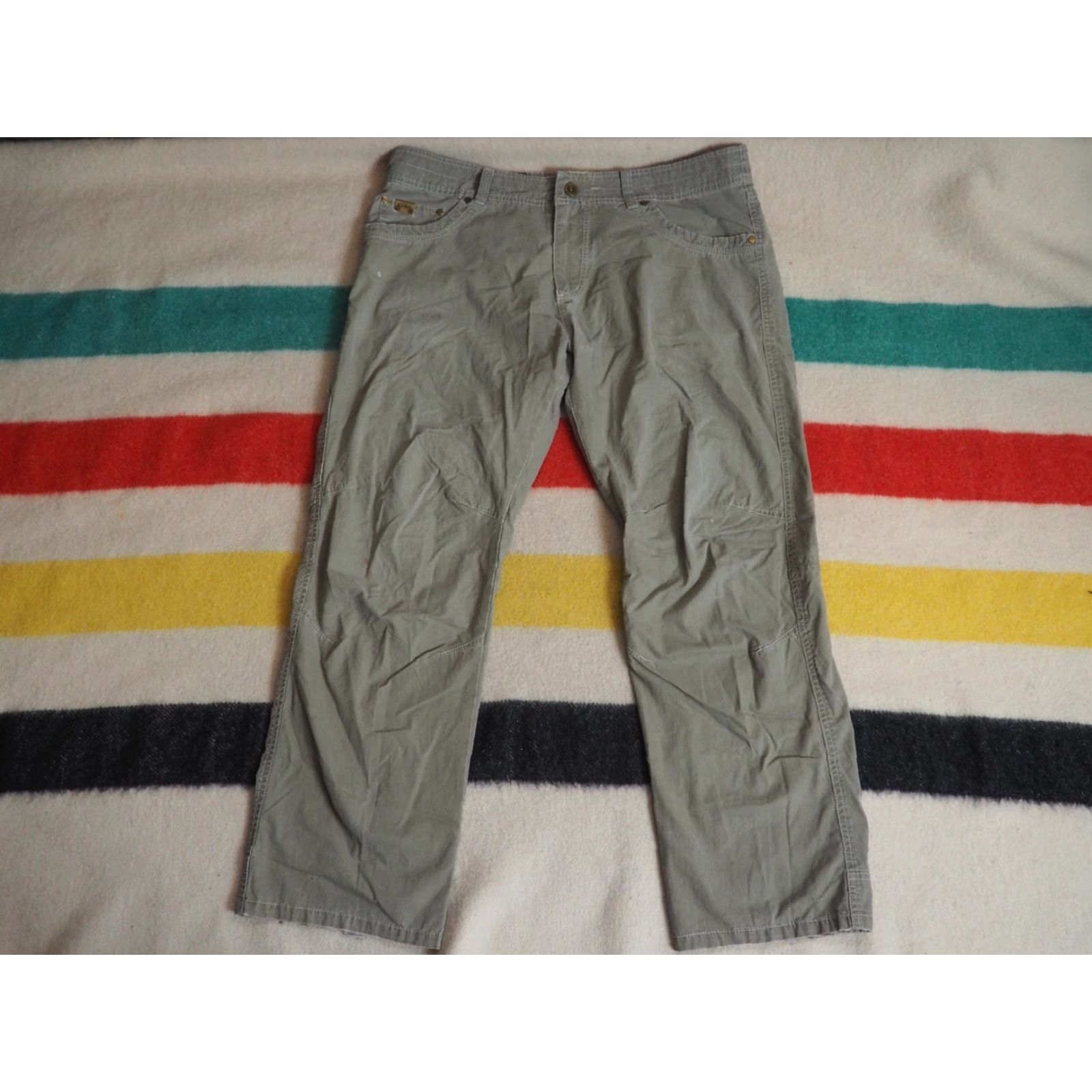 Logo 7 KUHL Revolvr Khaki Beige Outdoor Hiking Pants Mens 36x30 Logo Front Flat Front Canvas Straight Leg Pant Size US 36 / EU 52 - 2 Thumbnail