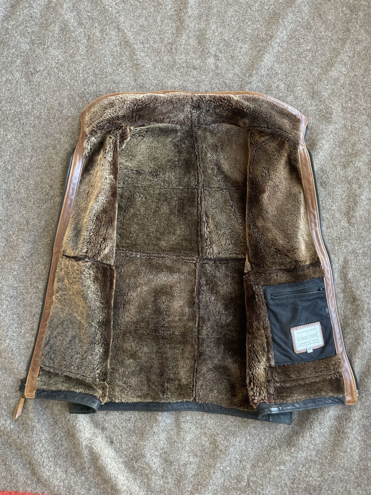 Other Lone Pine Genuine Merino Shearling Vest Size US M / EU 48-50 / 2 - 6 Thumbnail