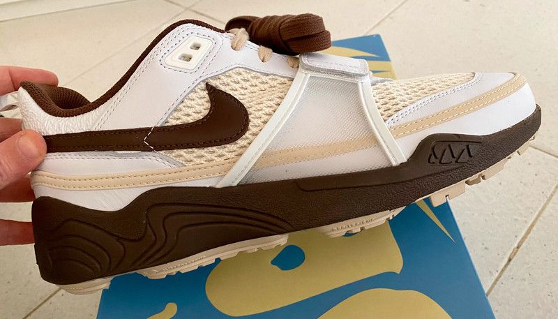 Nike × Travis Scott Nike X Travis Scott Zoom Field Jaxx Size US 11.5 / EU 44-45 - 13 Thumbnail