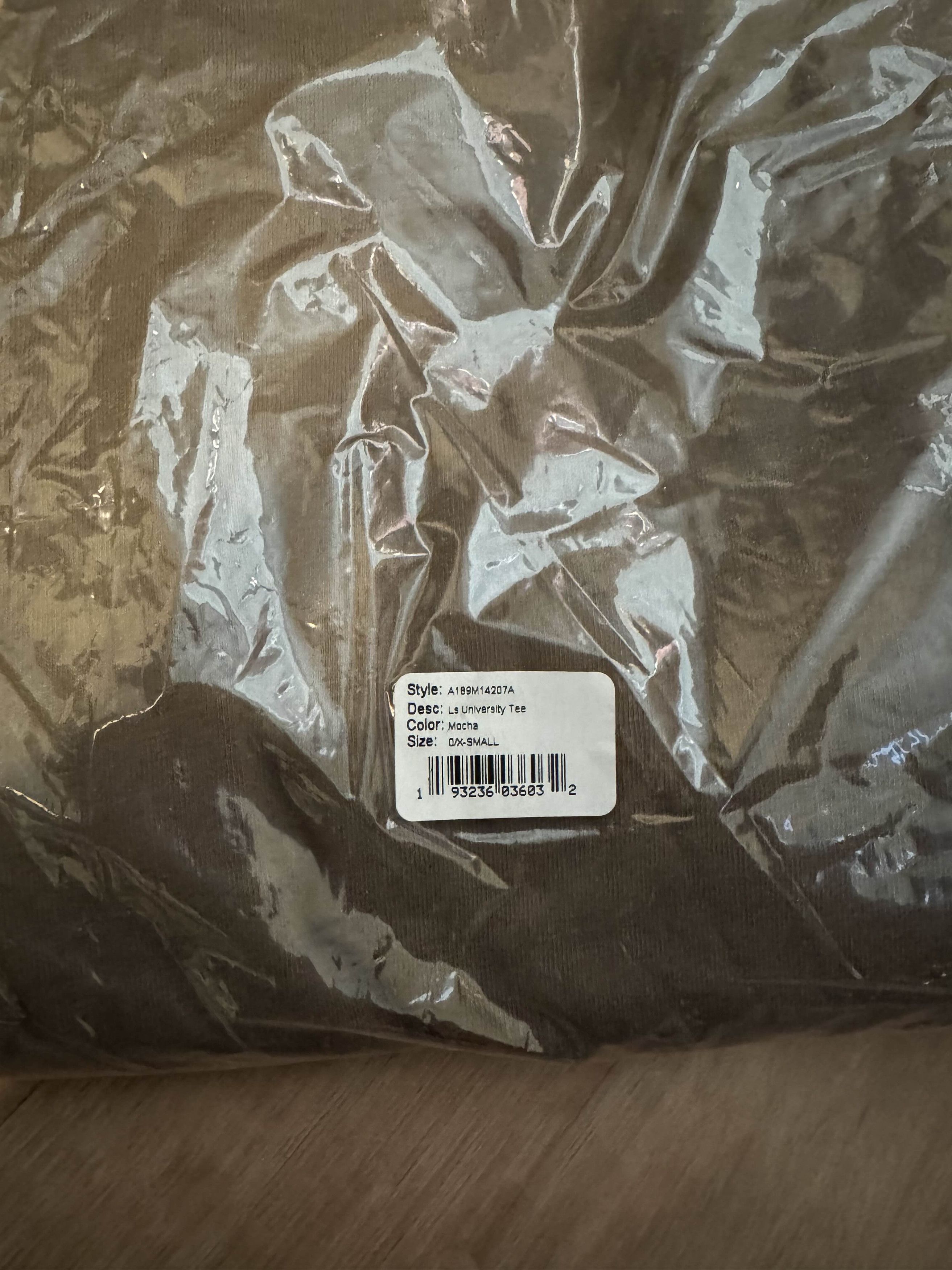 John Elliott LS University Tee Size US XS / EU 42 / 0 - 6 Thumbnail