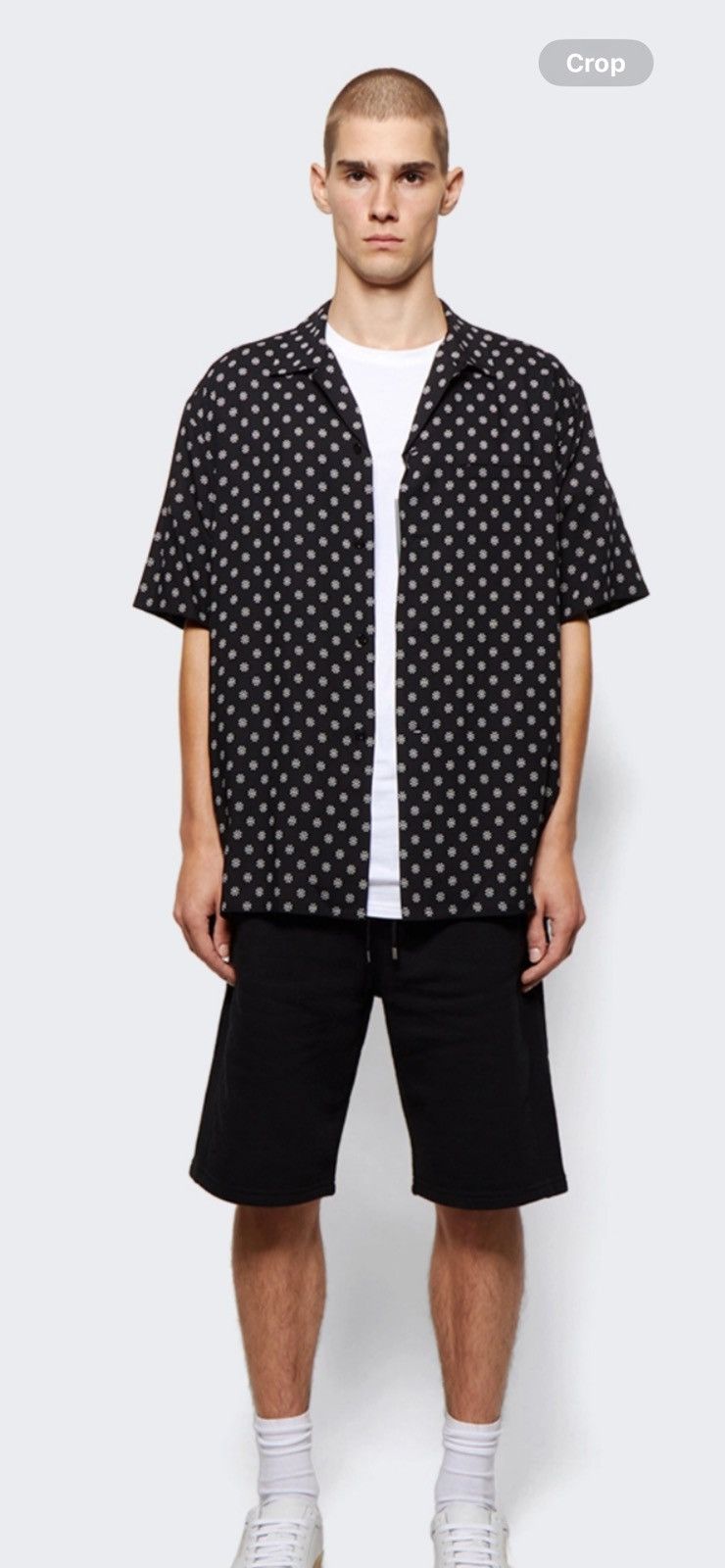 Saint Laurent Paris Saint Laurent men viscose short sleeve shirt.41/16. $890 Size US L / EU 52-54 / 3 - 1 Thumbnail