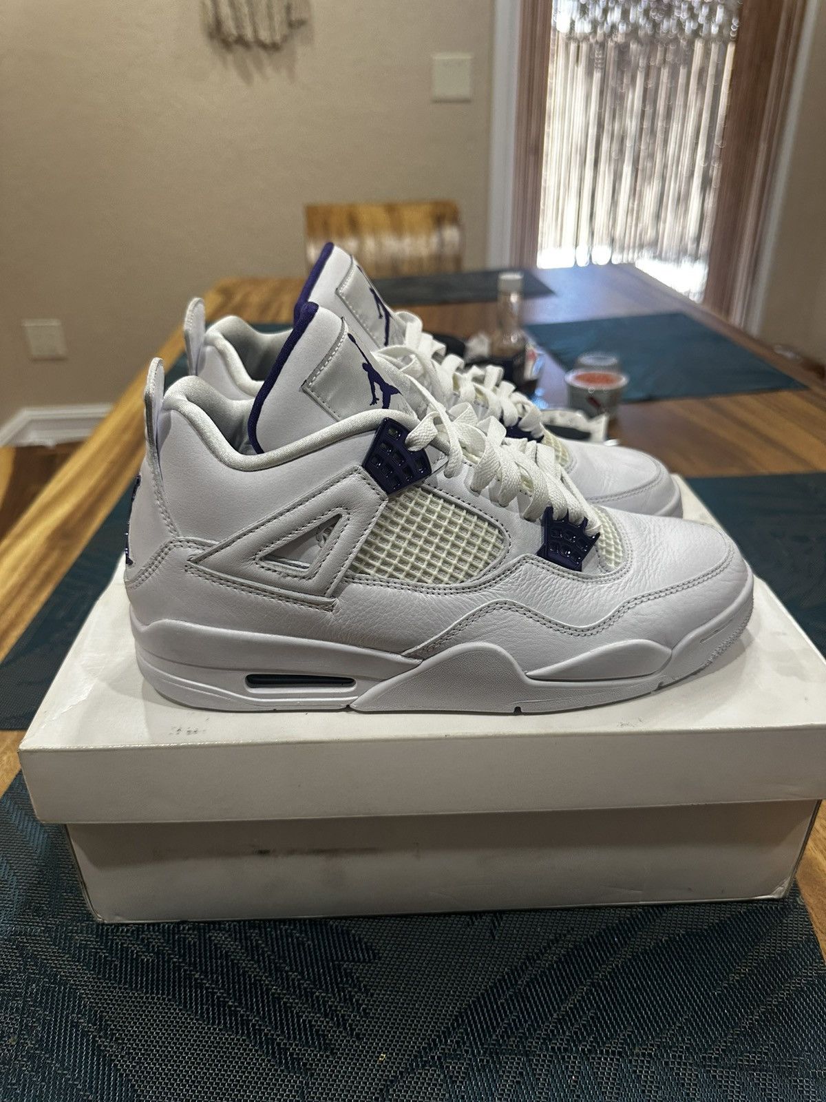 Jordan Brand Jordan 4 Metallic Purple Size 9.5 Size US 9.5 / EU 42-43 - 1 Thumbnail