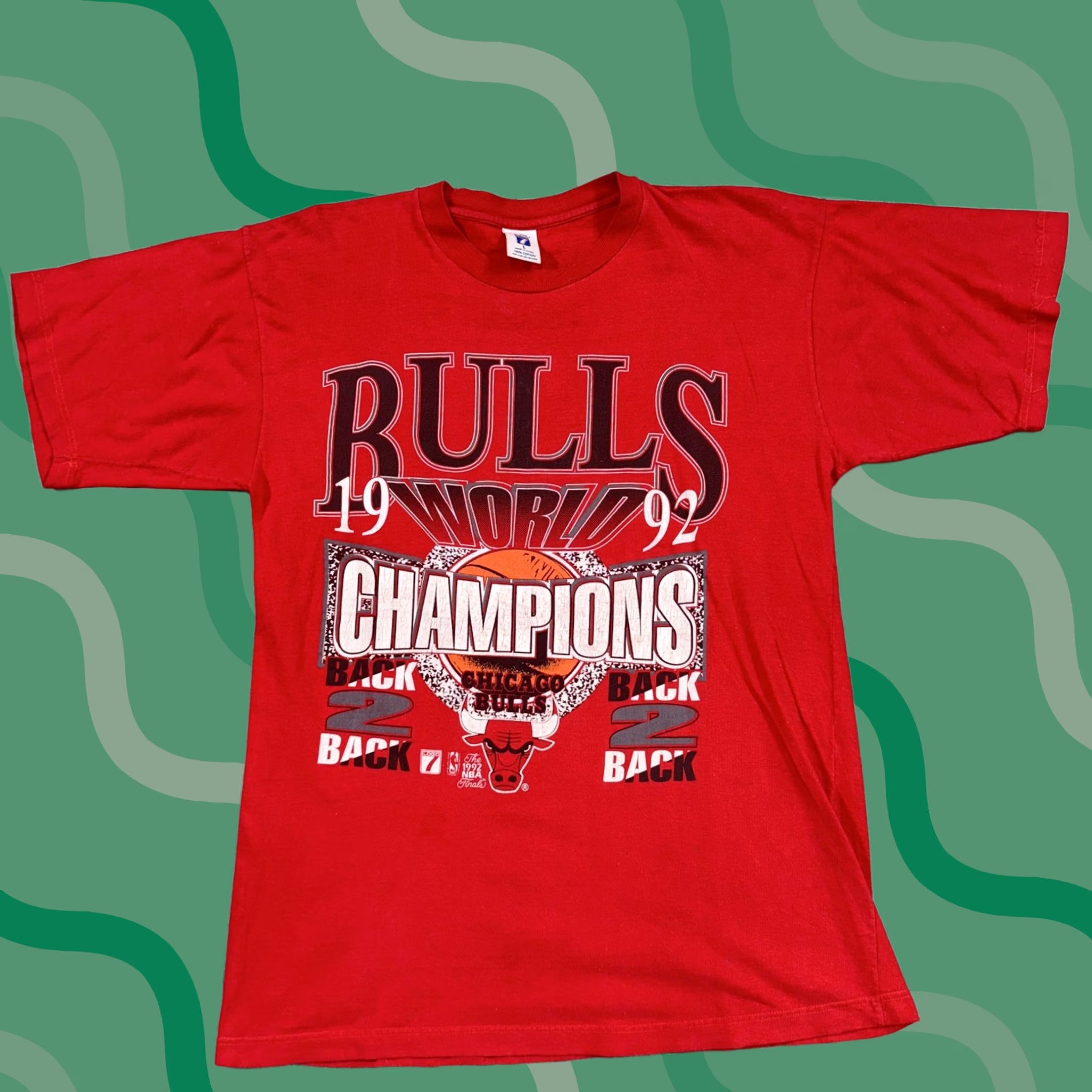 Logo 7 VINTAGE Chicago Bulls Shirt Mens L 1992 NBA Champions Back 2 Back 90s Tee Red Graphic Print Crew Neck Short Sleeve Cotton Sports Vintage Mens Size US L / EU 52-54 / 3 - 1 Thumbnail