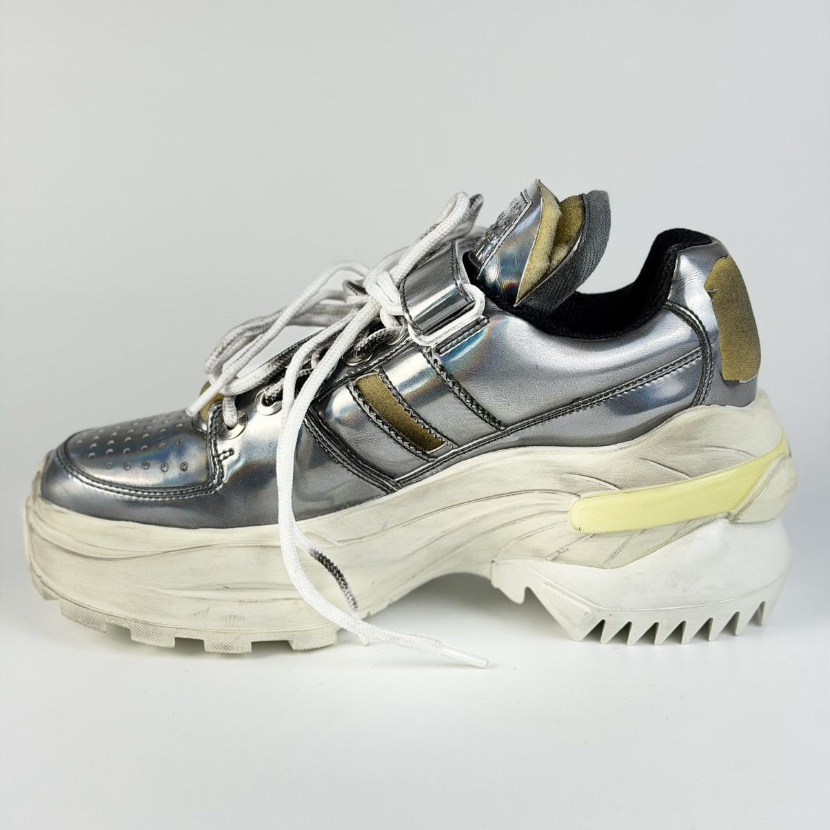 Maison Margiela Maison Margiela Retro Sneakers BRAND NEW Size US 6.5 / IT 36.5 - 13 Thumbnail