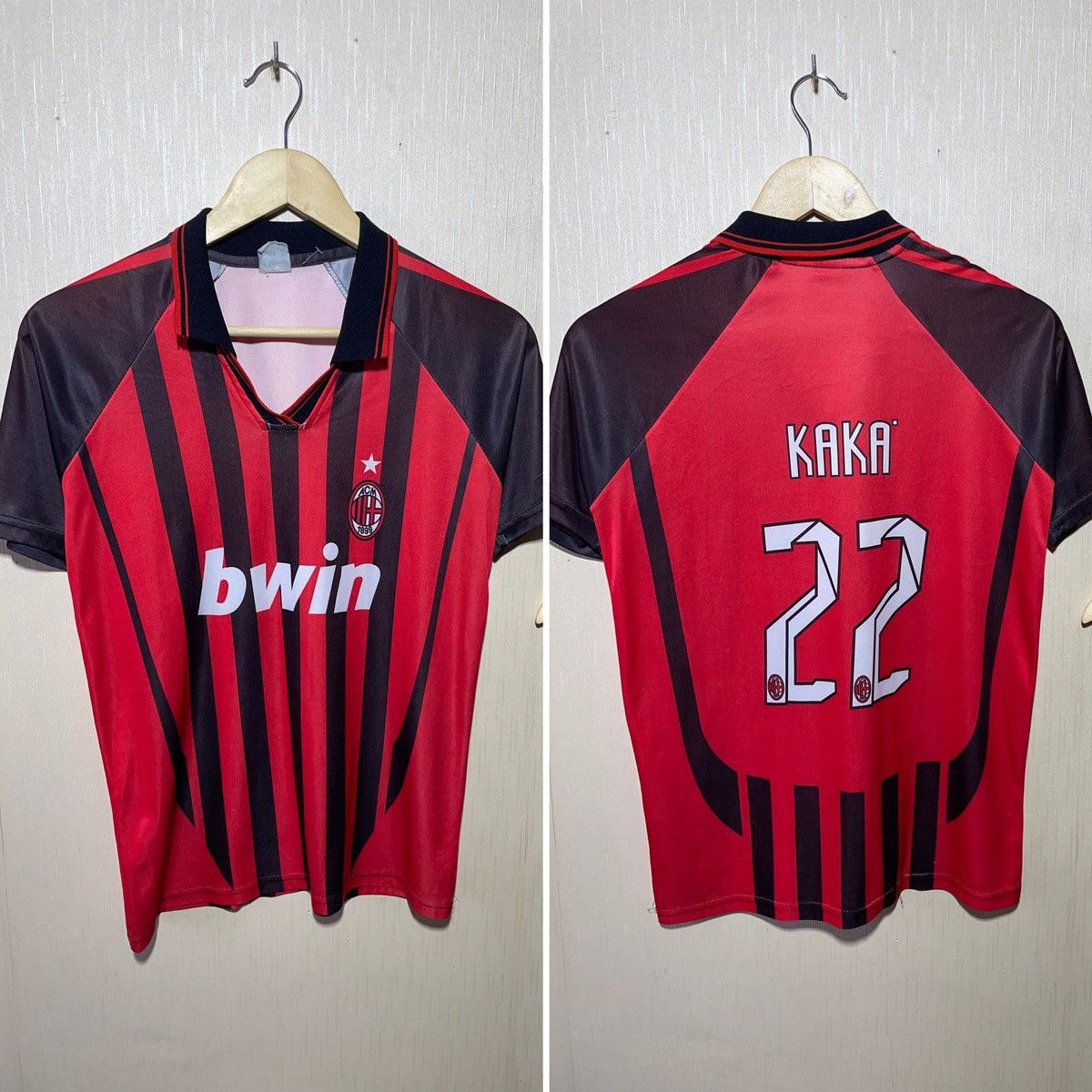 Vintage AC Milan Kaka’ #22 blokecore vintage jersey Size US S / EU 44-46 / 1 - 1 Thumbnail