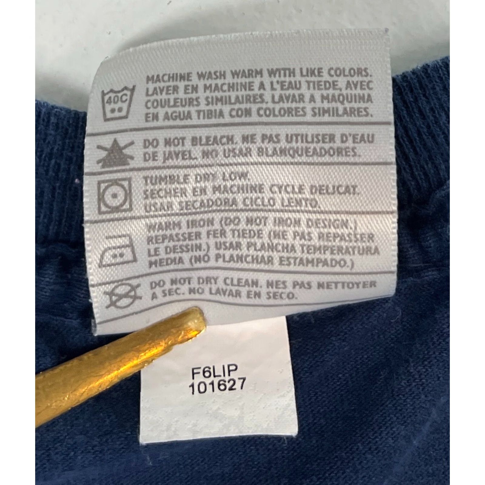 Nike VINTAGE Nike Logo T-Shirt Mens 2XL Navy Short Sleeve Crew Neck Cotton 2006 90s Sports Classic Logo Men's Vintage 2000s Clothing Shirt Size US XXL / EU 58 / 5 - 6 Thumbnail