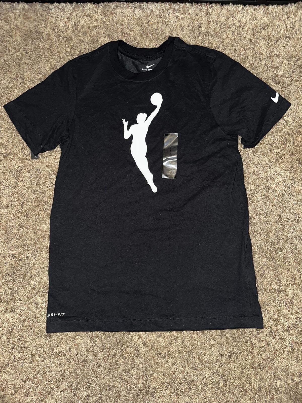 Nike Nike Men’s Team 13 WNBA Dri-Fit Black/White T-Shirt Size US S / EU 44-46 / 1 - 1 Thumbnail