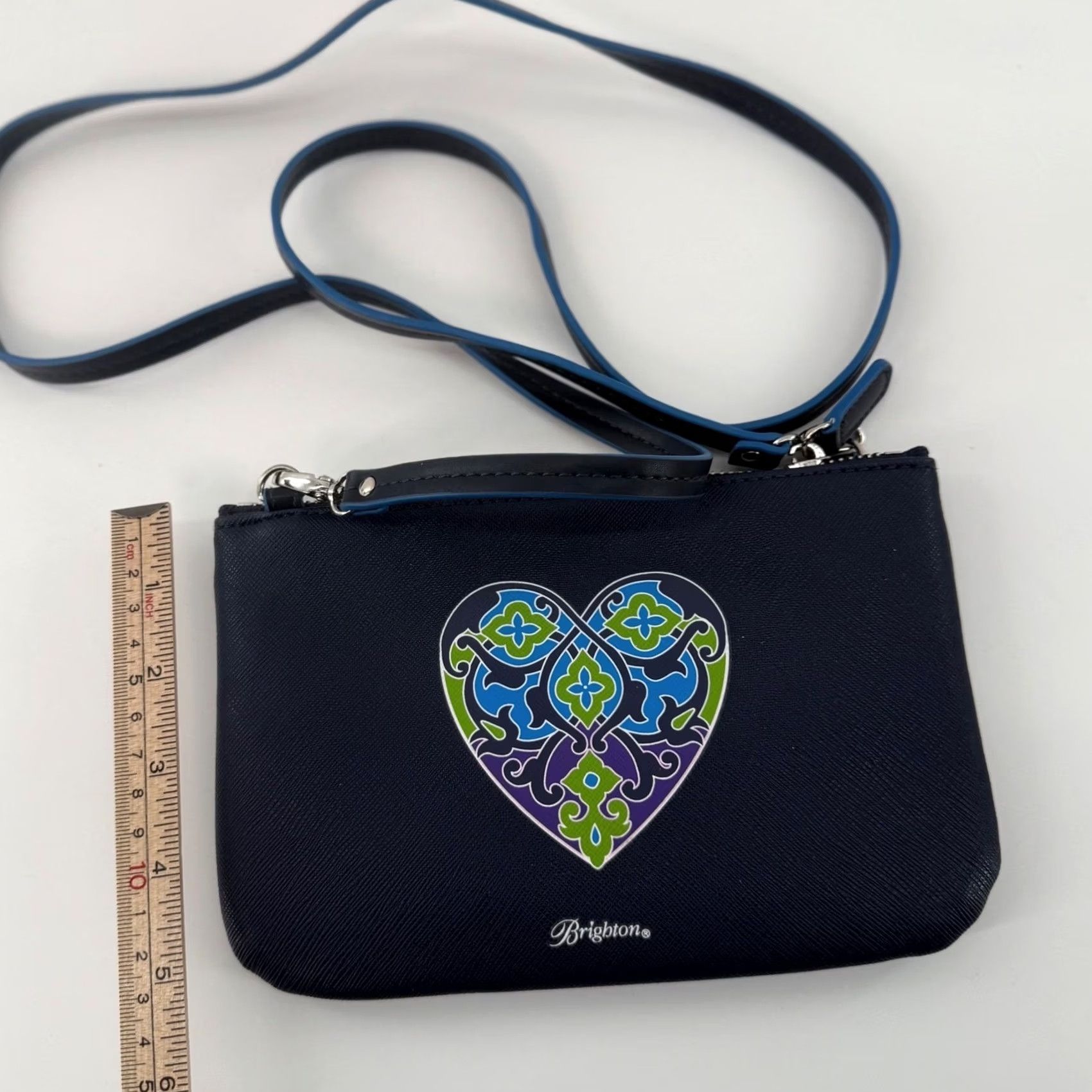 Brighton VINTAGE? No — Brighton Queen of Love Crossbody Wallet Wristlet Bag Indigo Blue Heart Charm Navy Blue Size ONE SIZE - 5 Thumbnail