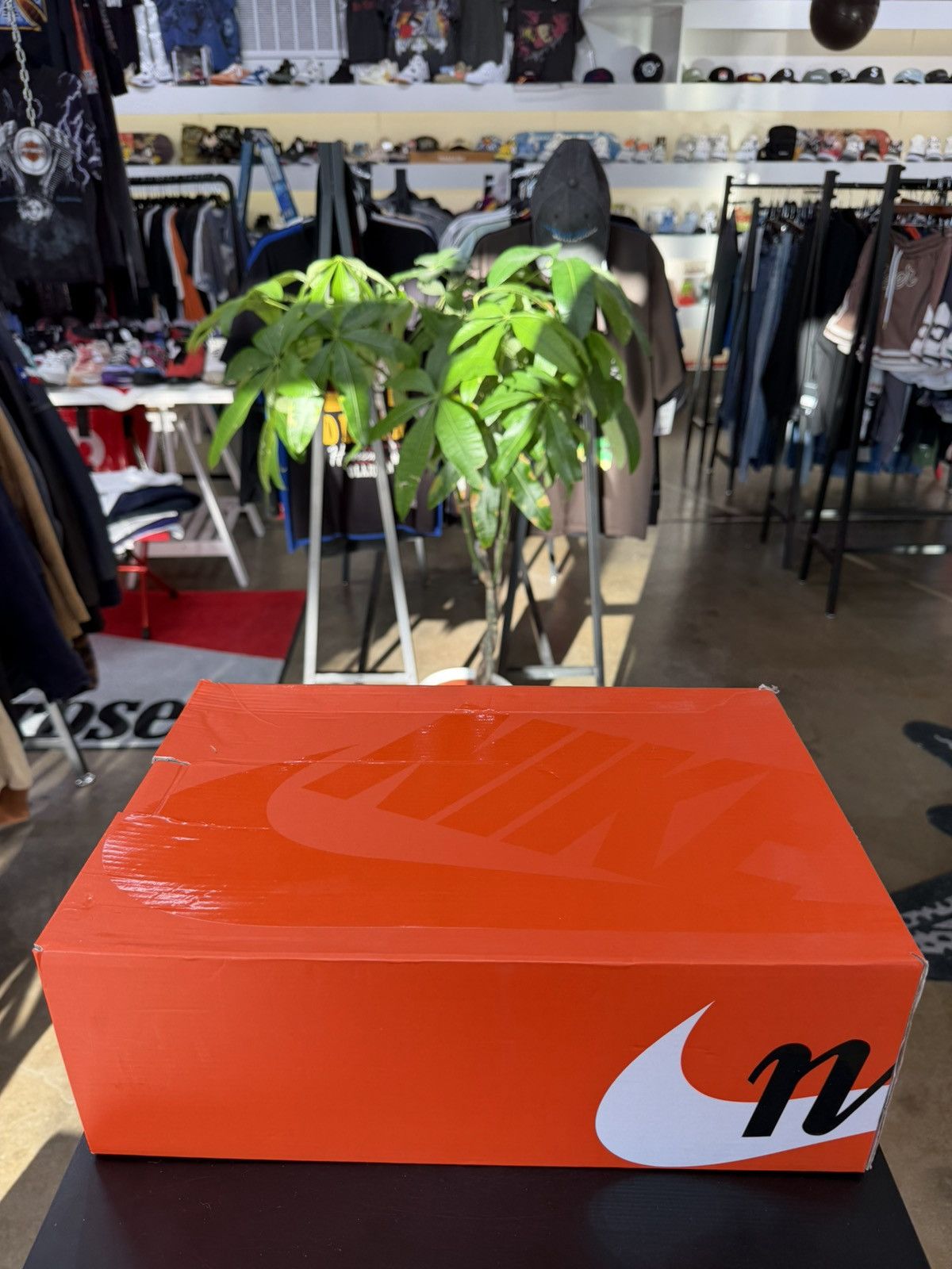 Nike Nike LD Sacai Undercover Waffle University Red Size 9.5 Size US 9.5 / EU 42-43 - 15 Thumbnail