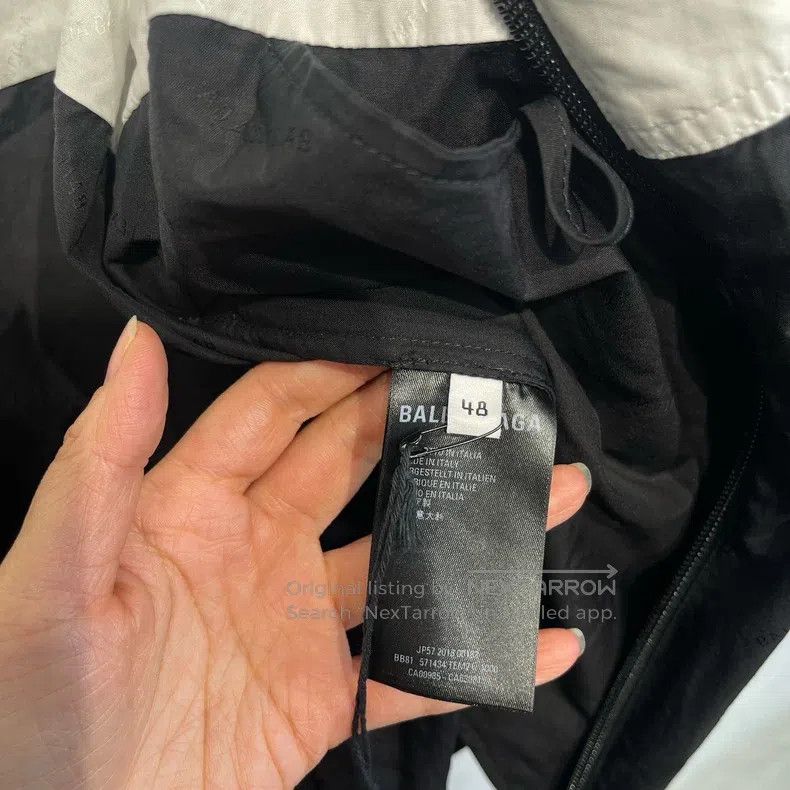 Balenciaga Balenciaga Logo Subtle Pattern Black and White Zip-Up Jack Size US M / EU 48-50 / 2 - 5 Thumbnail