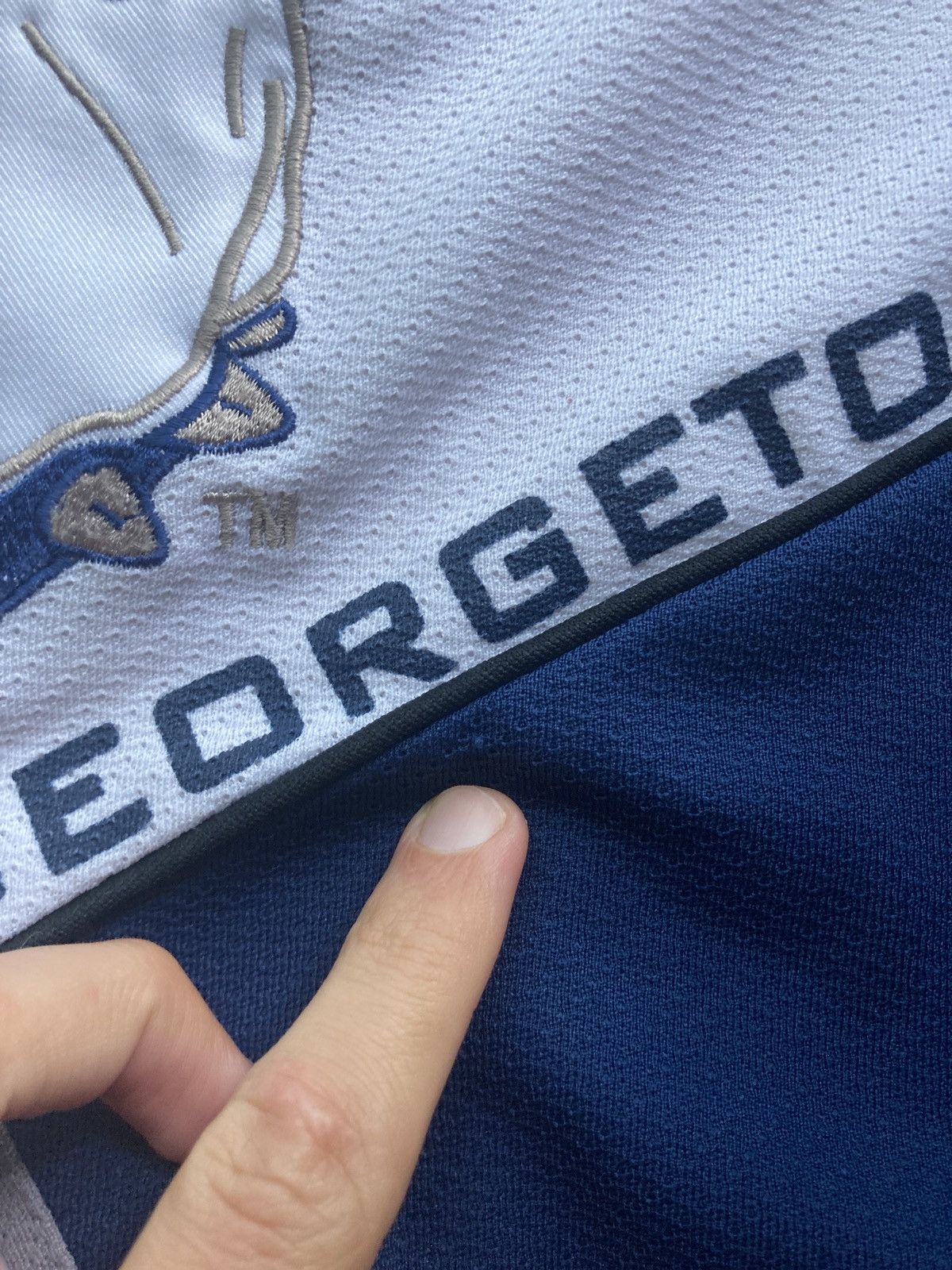 Vintage vintage georgetown hoyas hockey jersey size 188 Size US L / EU 52-54 / 3 - 10 Thumbnail