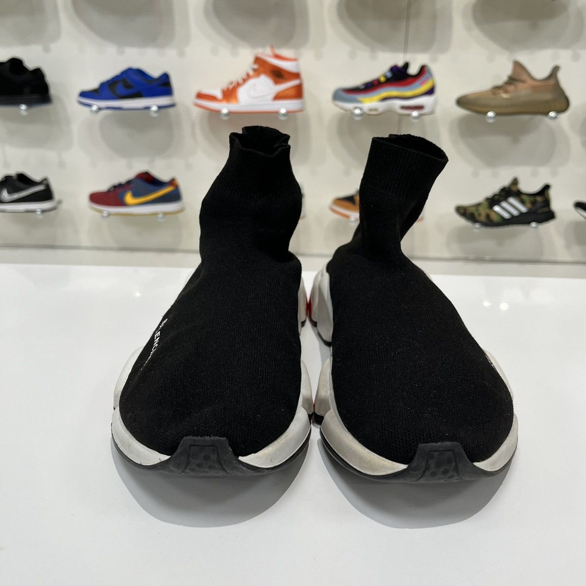 Balenciaga Balenciaga speed Trainer Black White Red Size US 6 / EU 39 - 7 Thumbnail