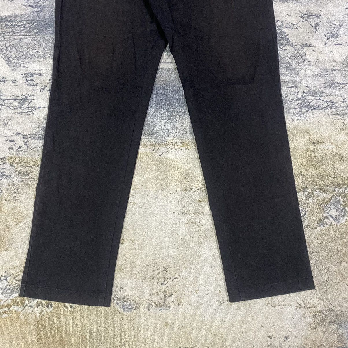 Japanese Brand × Uniqlo Japan Uniqlo Black Chinos Pants Size US 31 - 3 Thumbnail