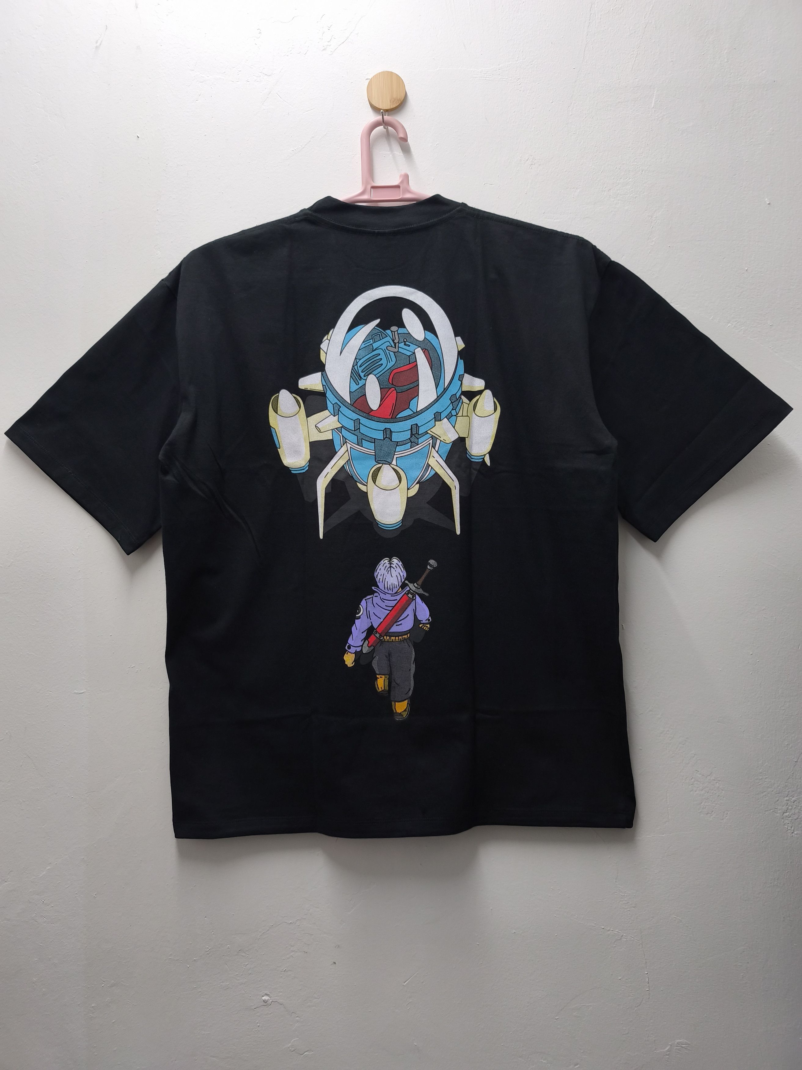 Anime Dragon Ball Z Future Trunks T-shirt Size US XL / EU 56 / 4 - 7 Thumbnail