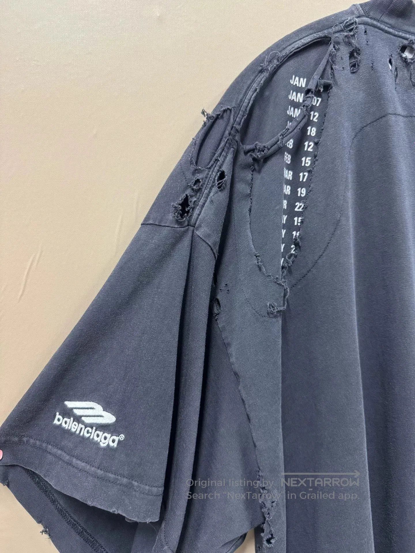 Balenciaga Balenciaga Repaired 3B Distressed T. Size US M / EU 48-50 / 2 - 6 Thumbnail