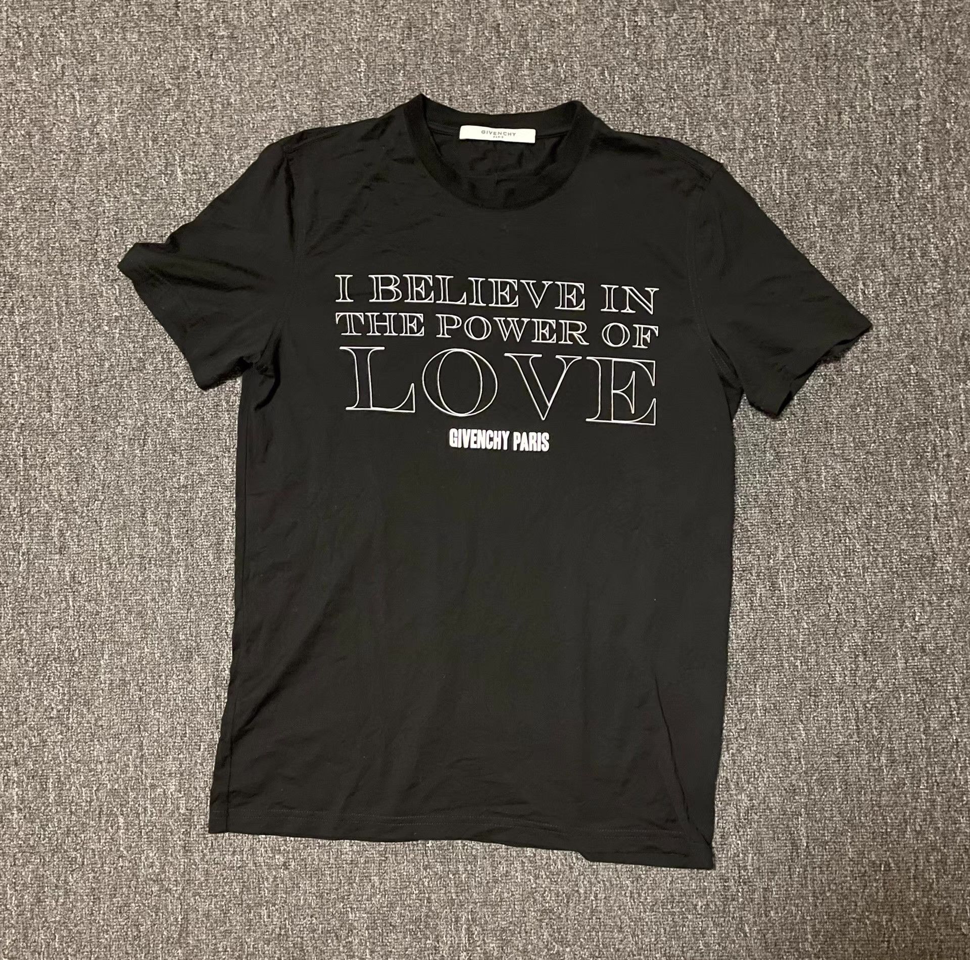 Givenchy Givenchy short-sleeve T-shirt. Size US S / EU 44-46 / 1 - 1 Thumbnail