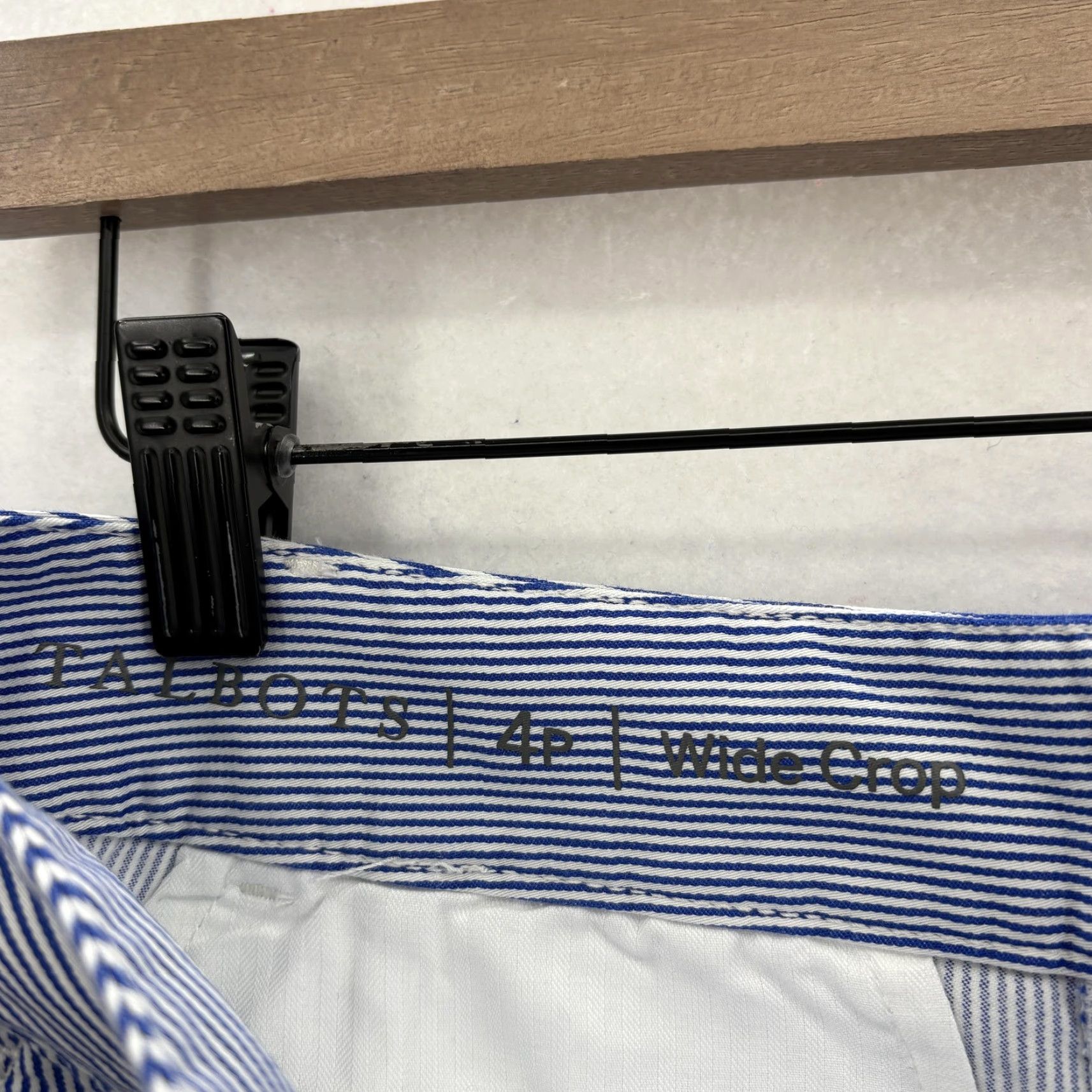 Talbots VINTAGE? No. Use exact: Talbots Pants Womens 4P Blue White Wide Crop Capri Petite Stripe Stretch Preppy Size 27" / US 4 / IT 40 - 5 Thumbnail