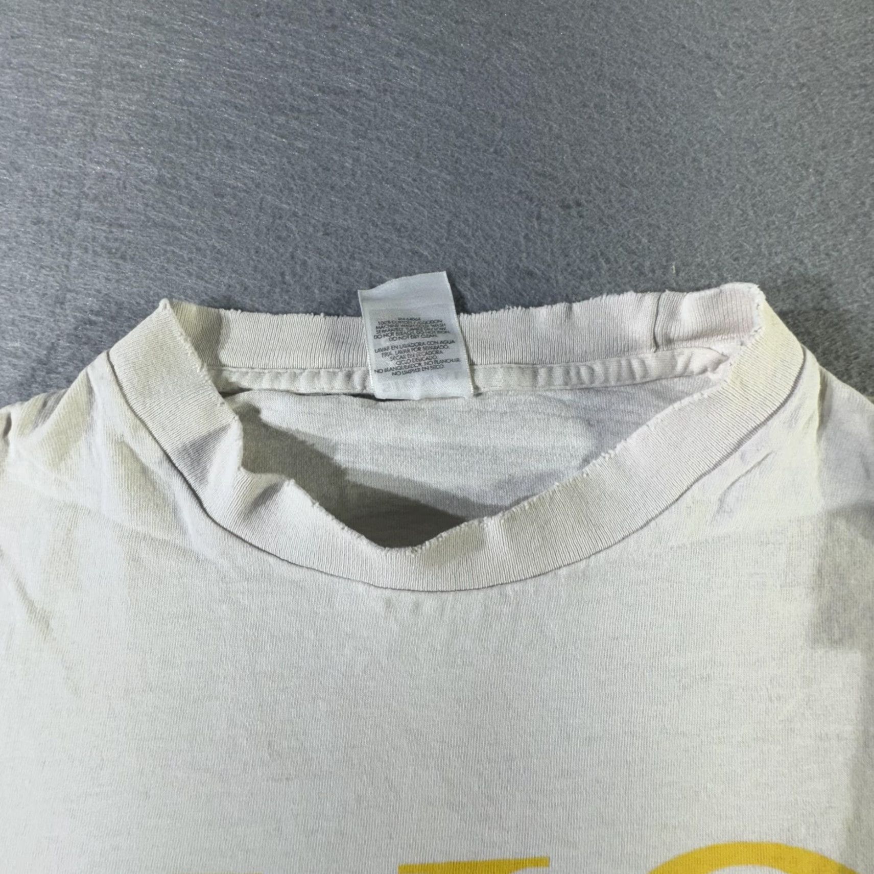 Vintage VINTAGE University of Oregon T-Shirt Men Large College Logo 90s Tee Sports Retro Size US L / EU 52-54 / 3 - 5 Thumbnail