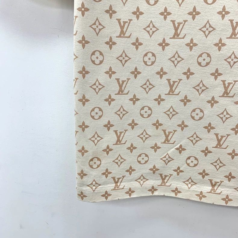 Louis Vuitton Louis Vuitton 24 beige logo presbyopic cotton drop shoulde Size M / US 6-8 / IT 42-44 - 4 Thumbnail