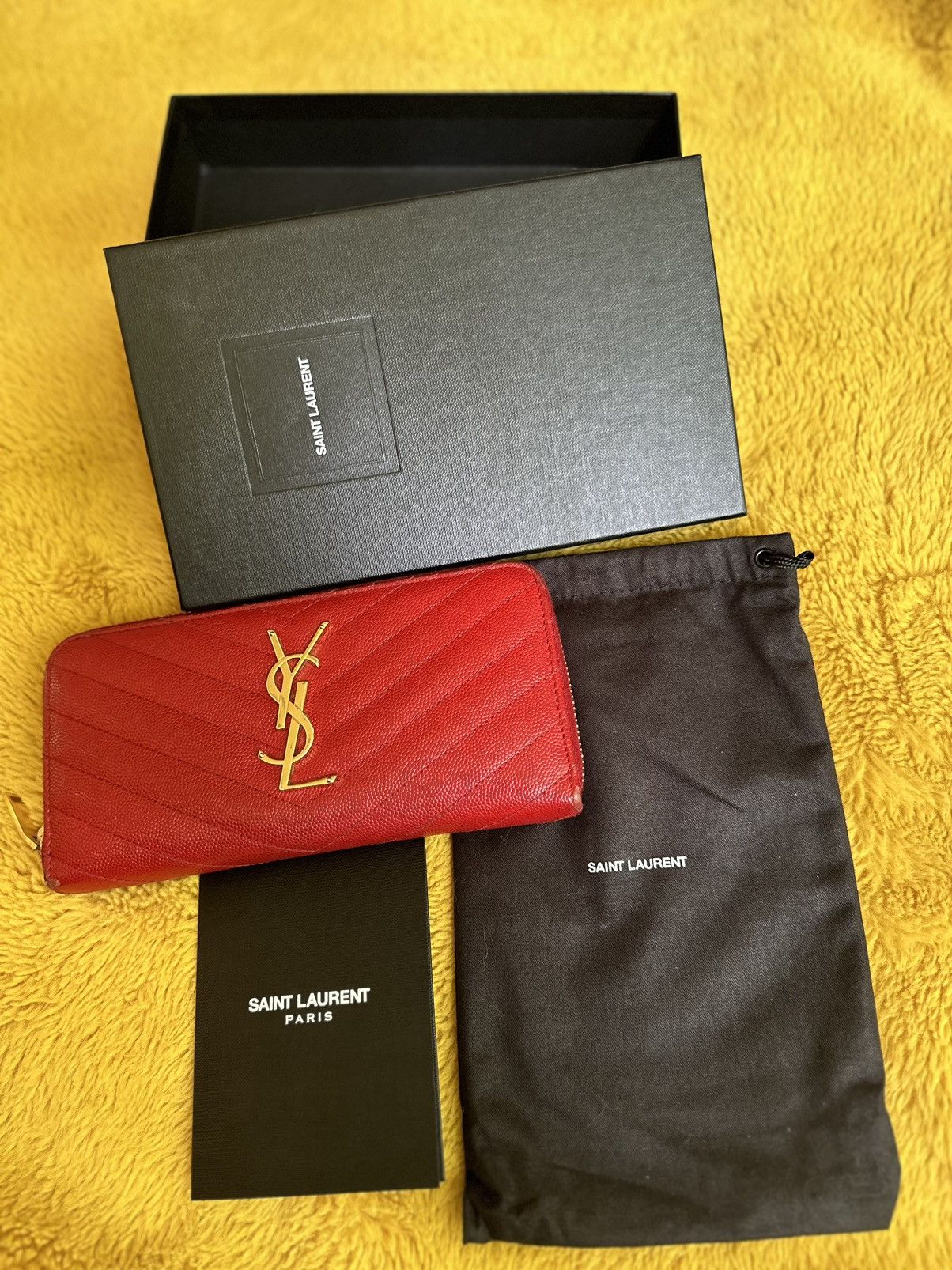 Yves Saint Laurent Saint Laurent YSL wallet Size ONE SIZE - 2 Thumbnail