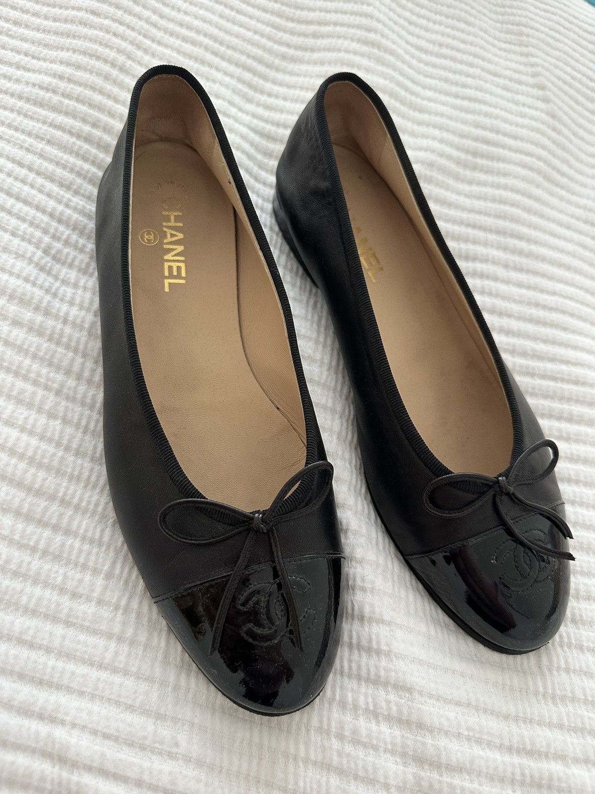 Chanel Chanel Ballet Flats Size US 10 / IT 40 - 1 Thumbnail