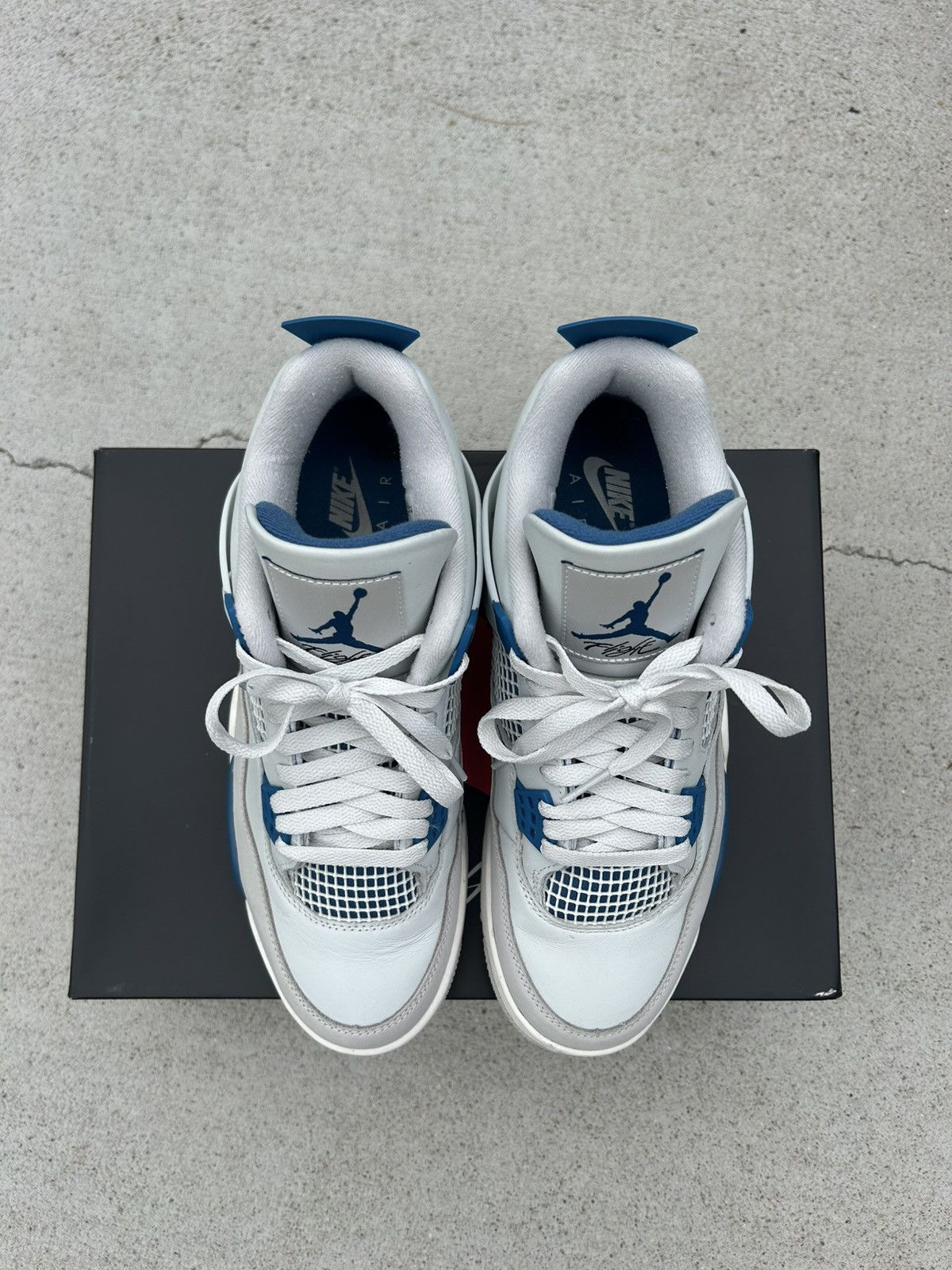 Jordan Brand Jordan 4 Retro Military Blue Size US 10 / EU 43 - 3 Thumbnail