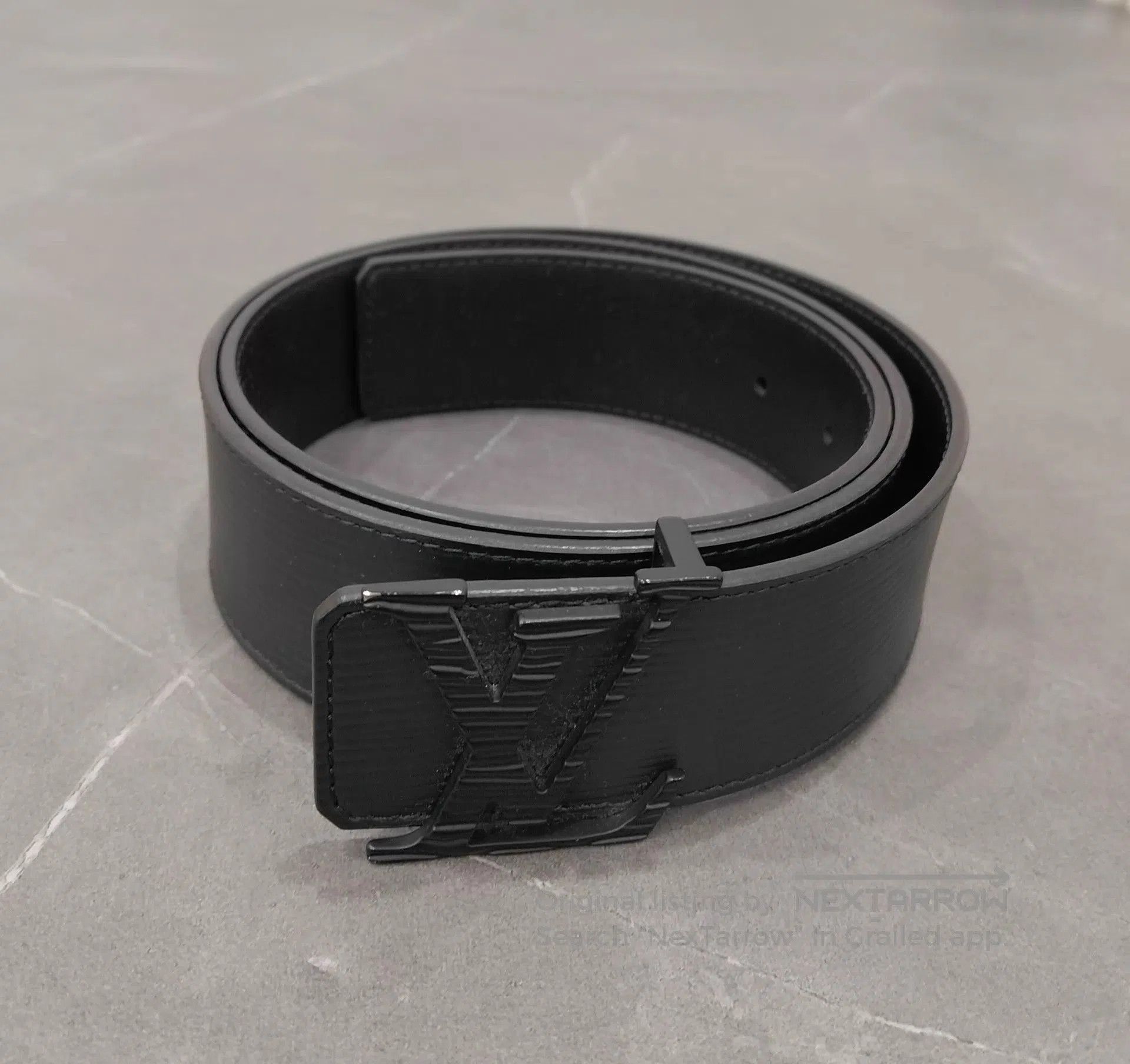Louis Vuitton Gray Belt with Engraved Buckle. Size ONE SIZE - 1 Thumbnail