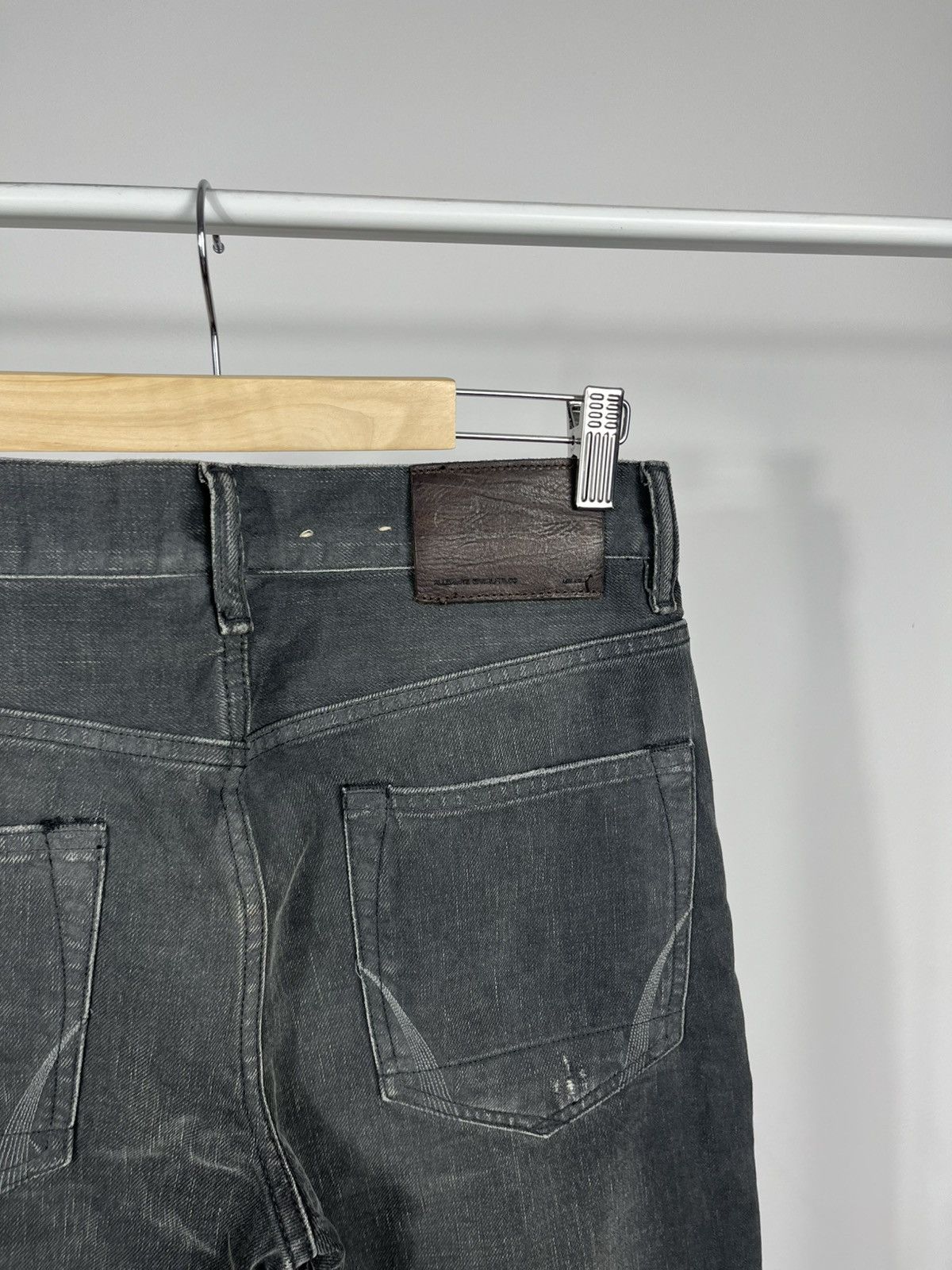 Allsaints AllSaints Mens Black Slim Fit Jeans Size 28 Distressed Size US 28 / EU 44 - 4 Thumbnail