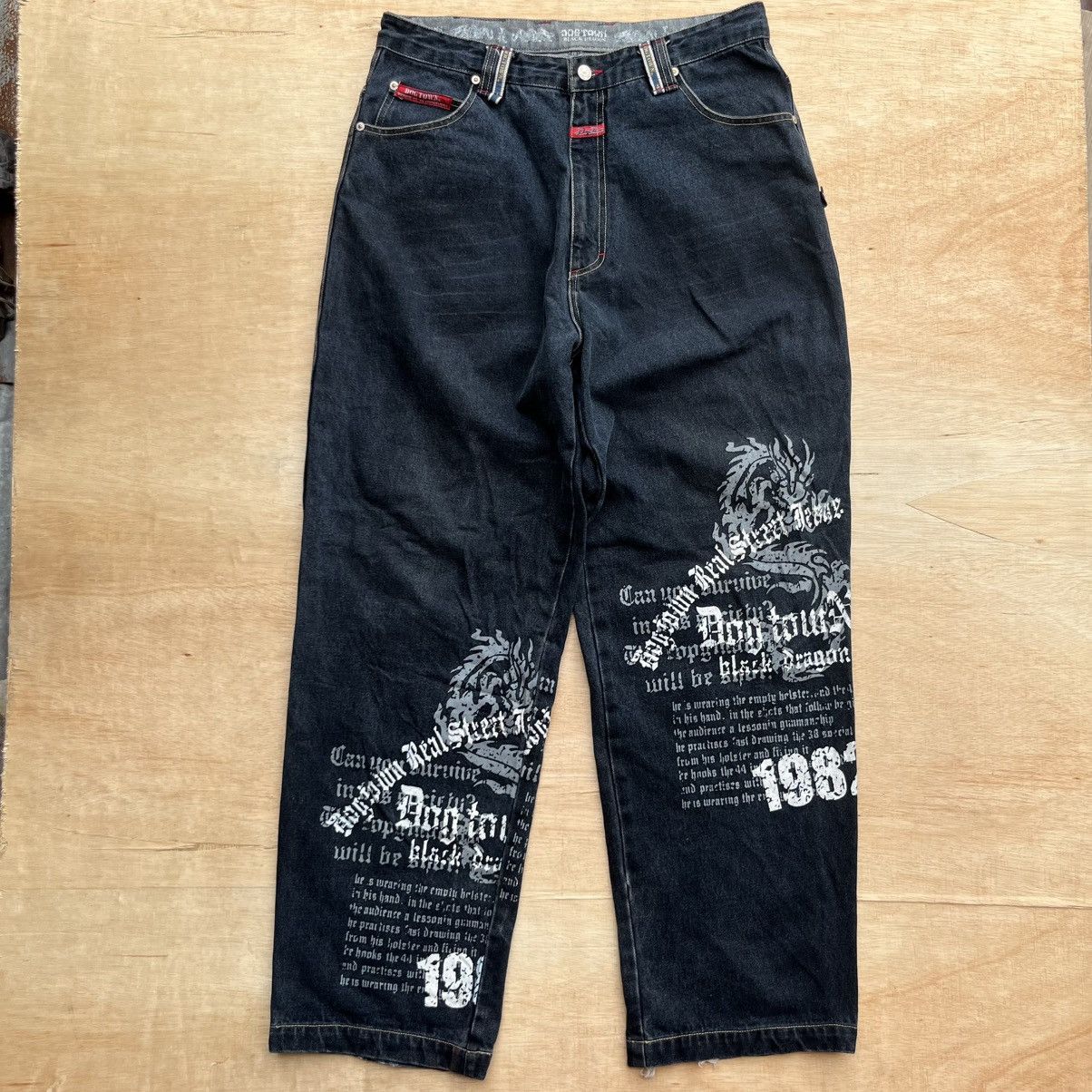 Dogtown DOGTOWN SKATEBOARDS BLACK DRAGON VINTAGE HIP HOP POEM Y2K Size US 34 / EU 50 - 10 Thumbnail