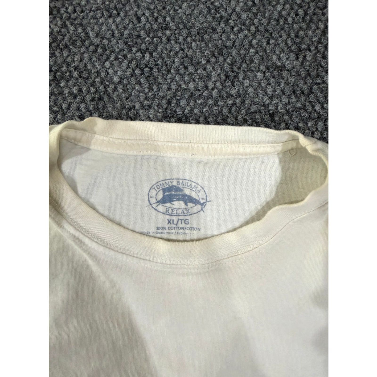 Tommy Bahama Tommy Bahama T Shirt Mens XL White Short Sleeve Graphic Grill Sergeant Casual Size US XL / EU 56 / 4 - 4 Thumbnail