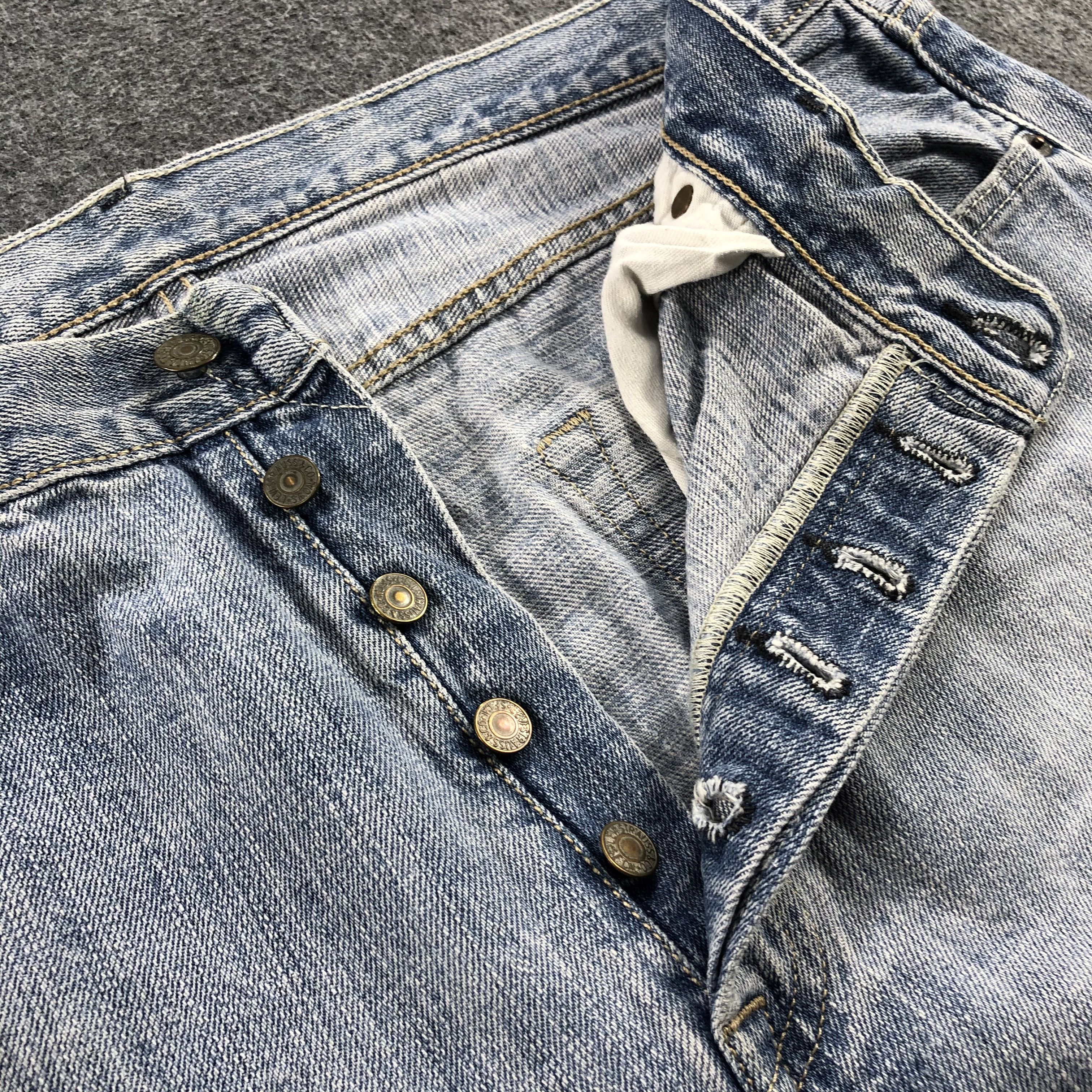 Levi's Vintage Levi's 501 Jeans Medium Wash Denim KJ322 Size US 36 / EU 52 - 8 Thumbnail