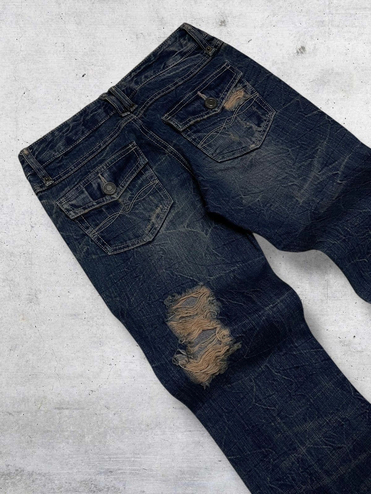 Japanese Brand VINTAGE NYLAUS JAPAN DESIGNER 90S FLARED MUDWASH GOLD DENIM Size US 26 / EU 42 - 14 Thumbnail