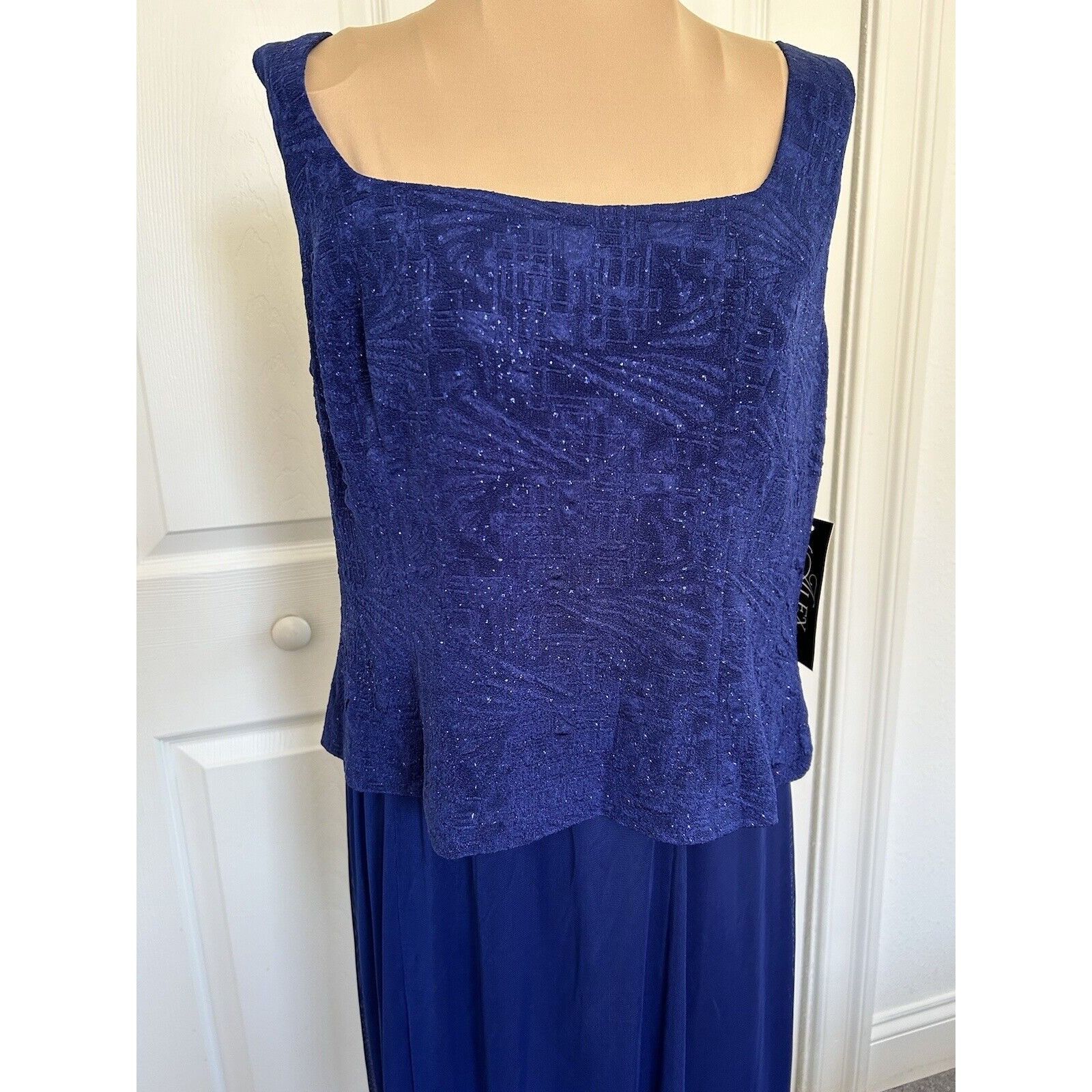 alex evenings petite dress Women's Slimming Short Ruched Cocktail with Ruffle (Petite and Regular Sizes),Charcoal, 2 : Clothing, Shoes & Jewelry this dress is an ideal choice for wedding guests. Lace Dress Alex Evening Petite