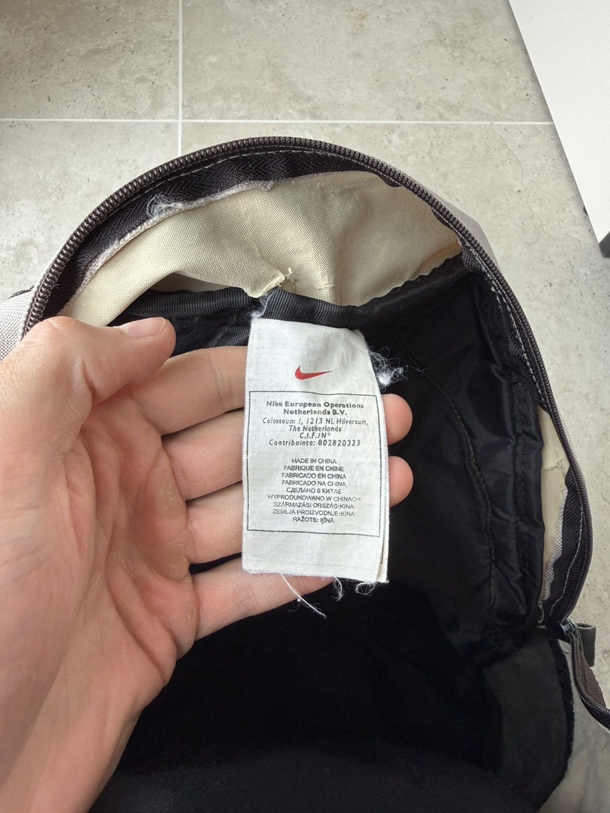 Nike Vintage 90s Nike Backpack Swoosh Y2K Size ONE SIZE - 8 Thumbnail