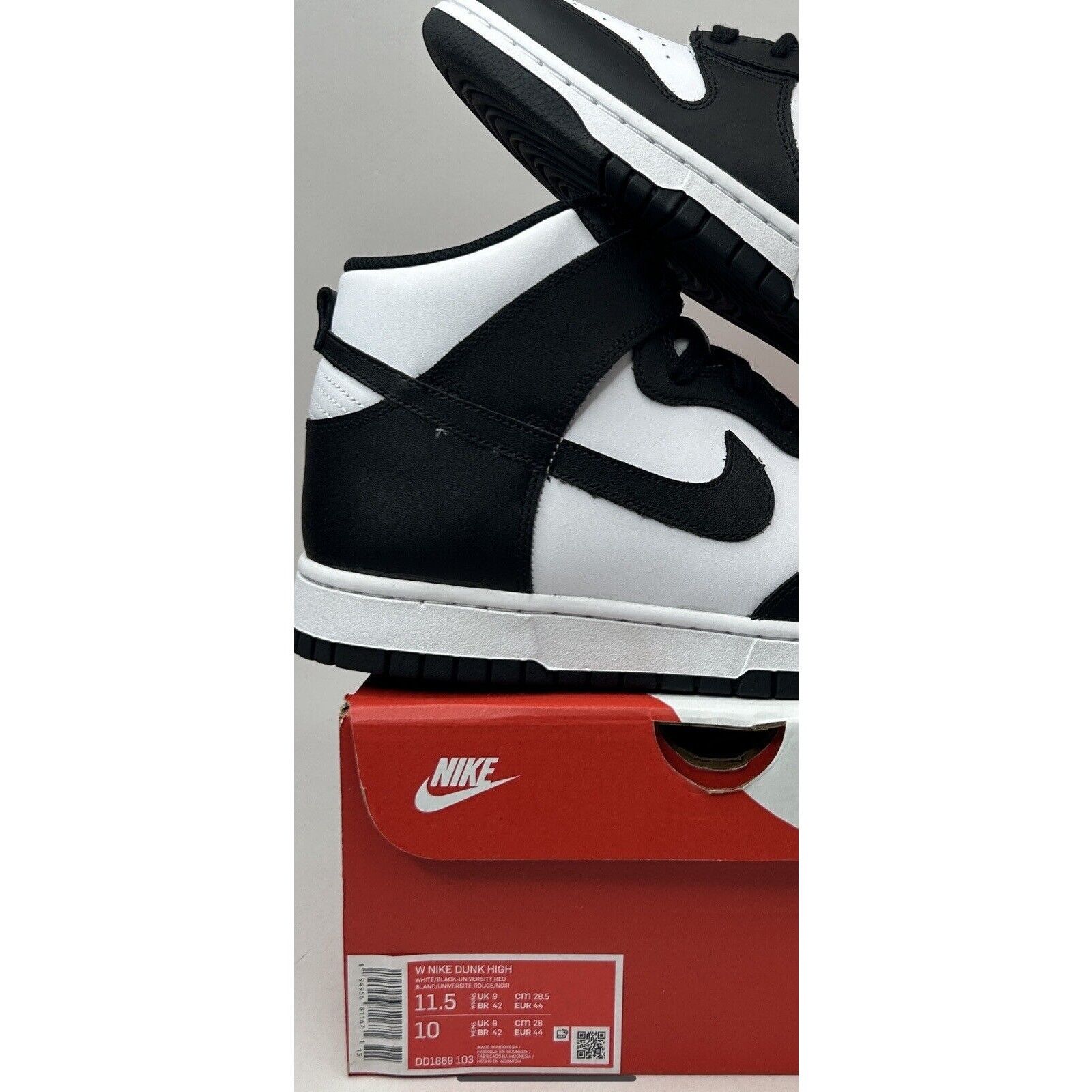 Nike Nike Dunk High WMNS “Panda/Black White” 2023 Size US 11.5 / IT 41.5 - 5 Thumbnail