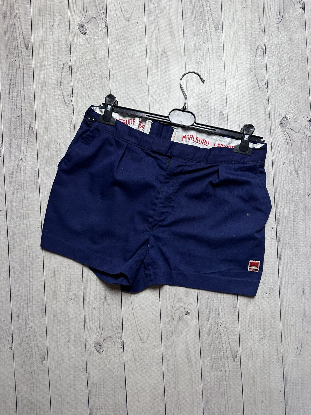 Vintage Marlboro shorts logo size M rare