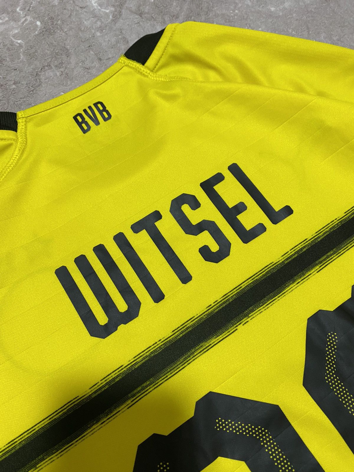 Puma Puma BVB Borussia Dortmund 18-19 Witsel #28 Soccer Jersey Size US M / EU 48-50 / 2 - 23 Thumbnail